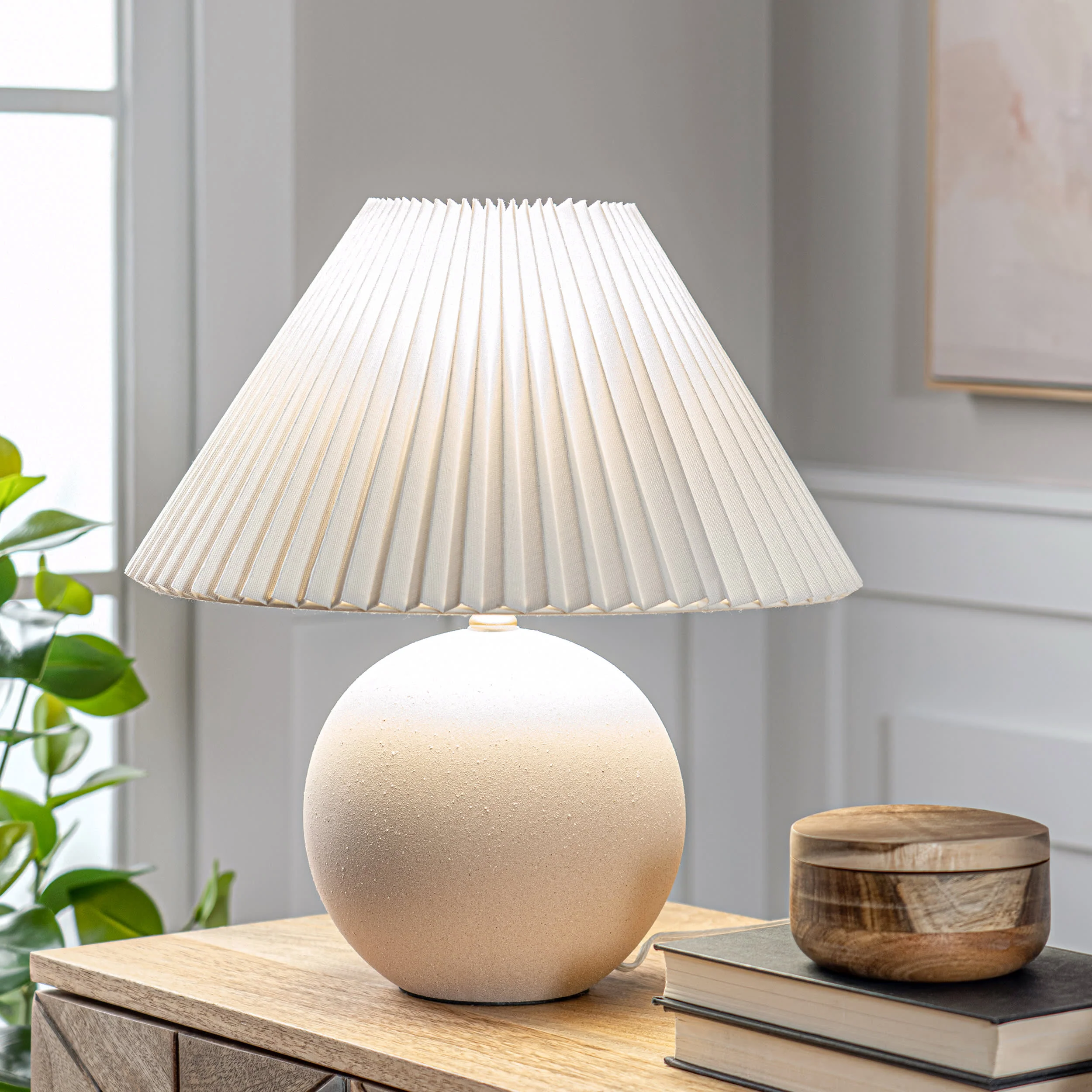 17-inch Ceramic Pleated Table Lamp | Beige - Image 2