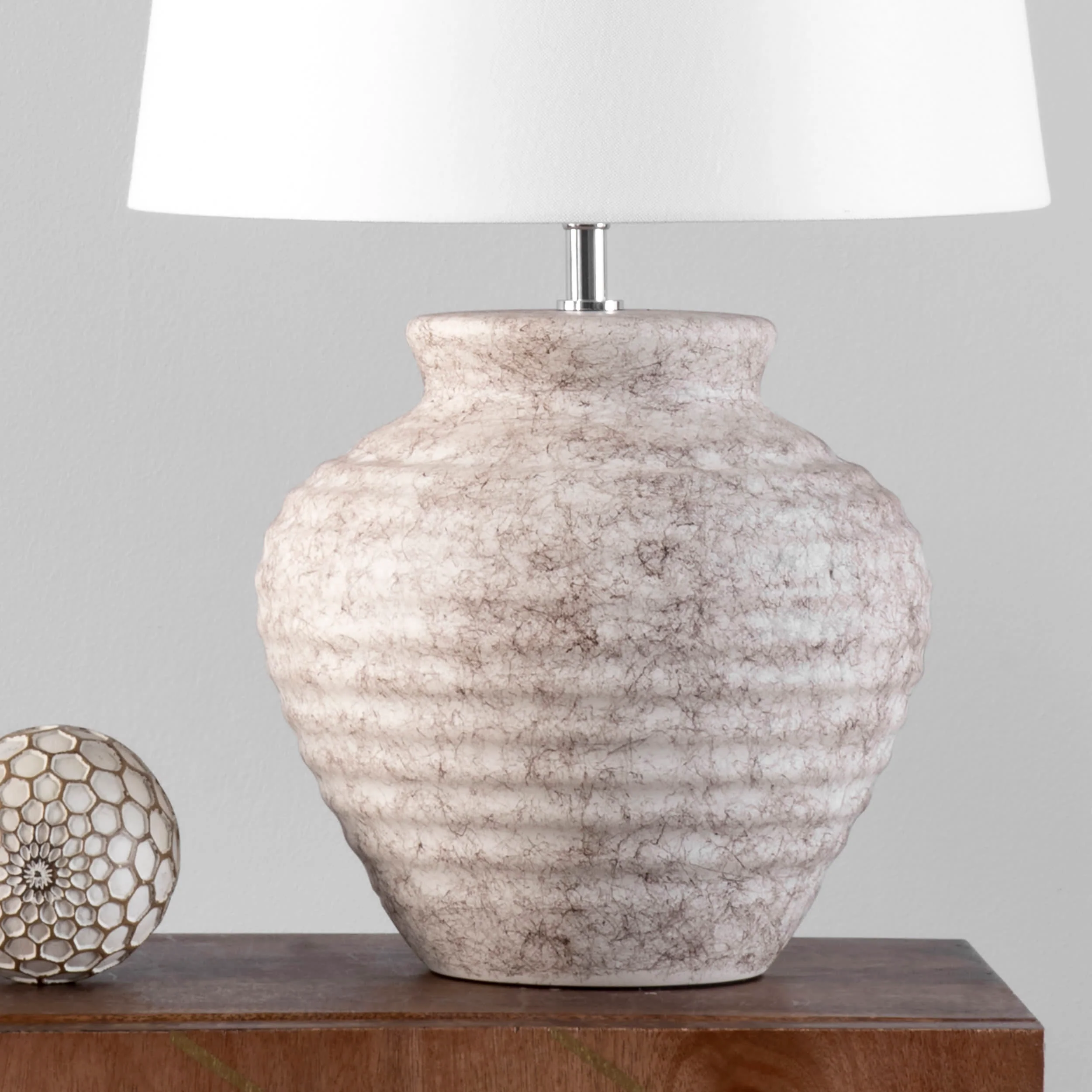 20-inch Ceramic Vintage Vase Table Lamp | Antique White - Image 4
