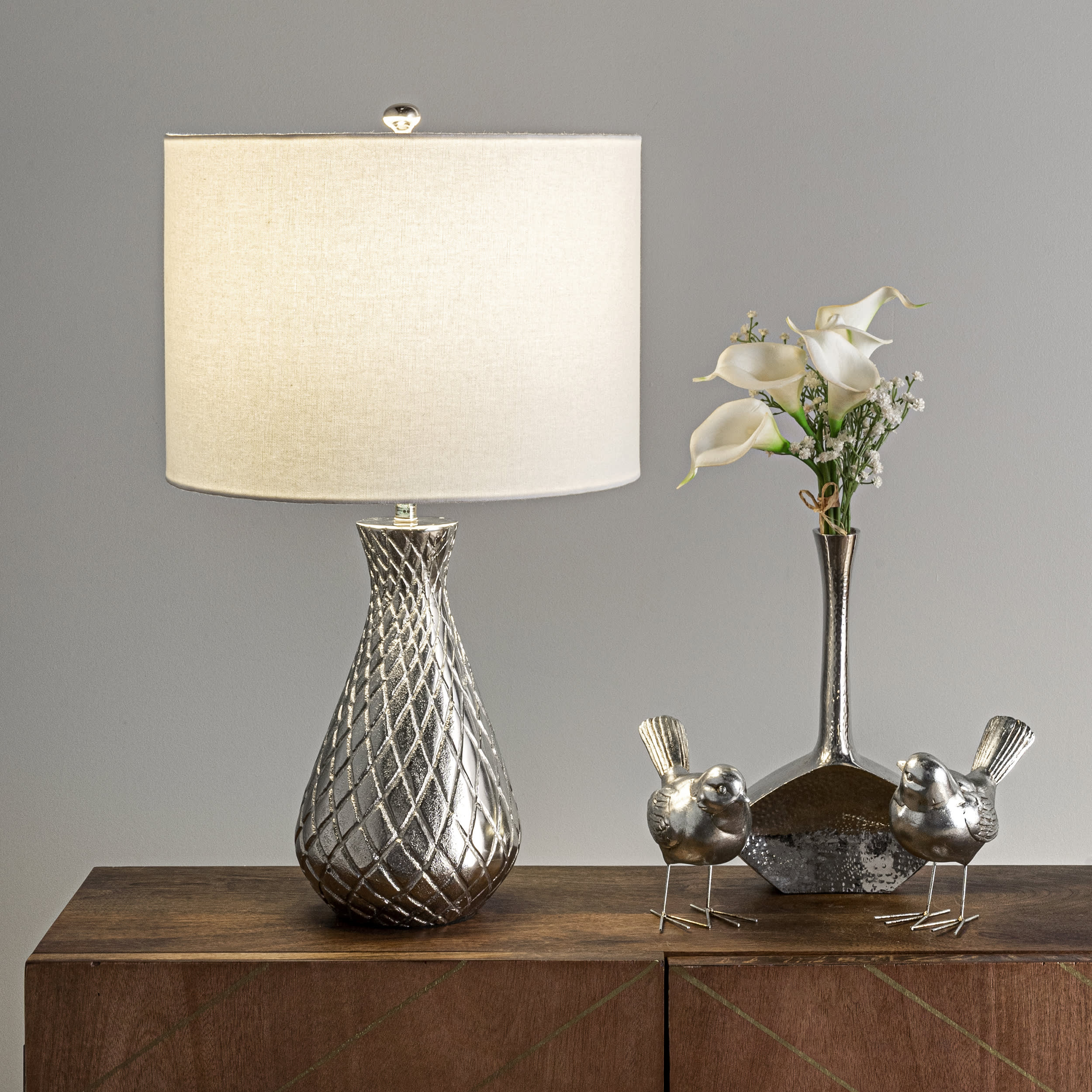22-inch Aluminum Spiked Vase Table Lamp | Nickel - Image 2