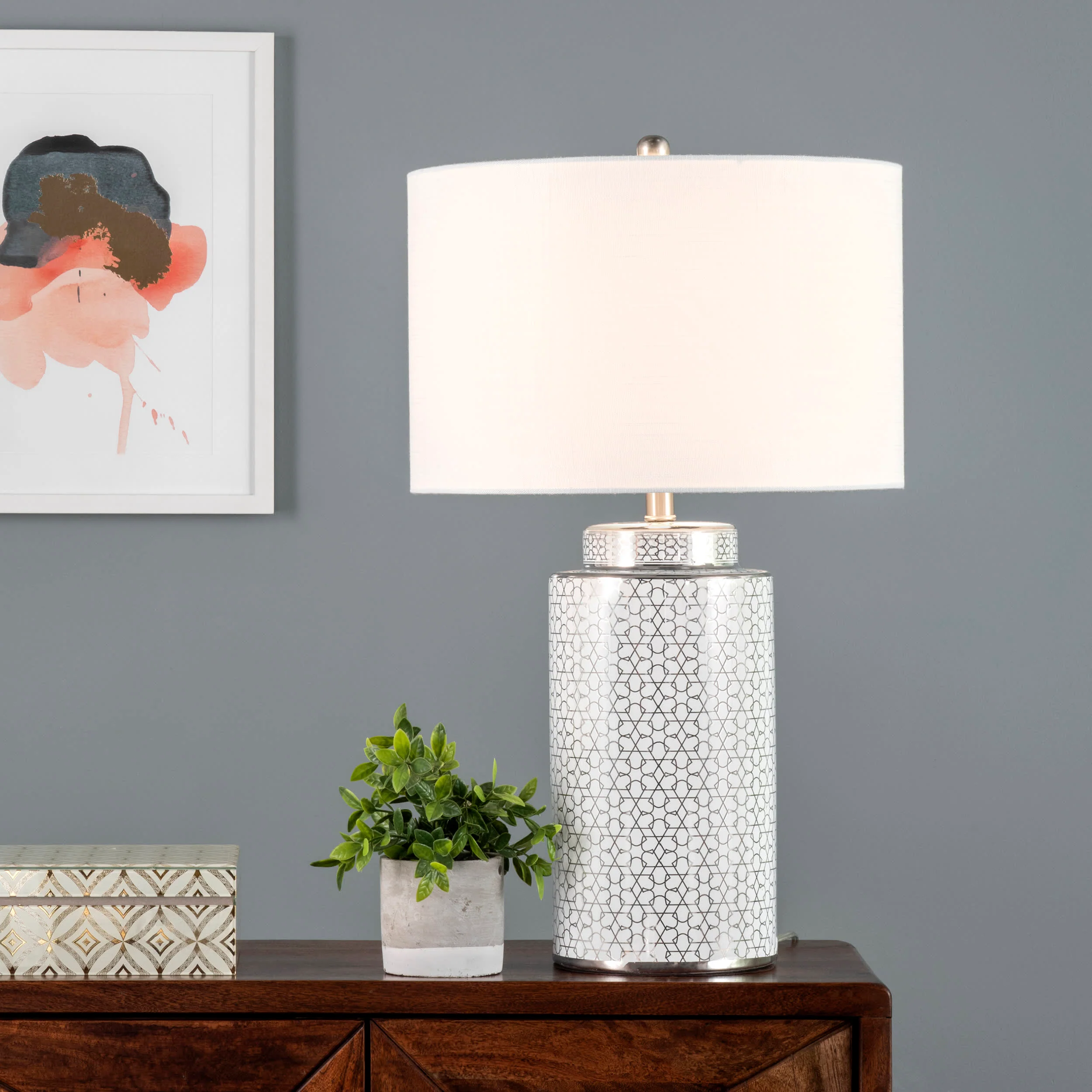 29-inch Ceramic Floral Trellis Table Lamp | Silver - Image 2
