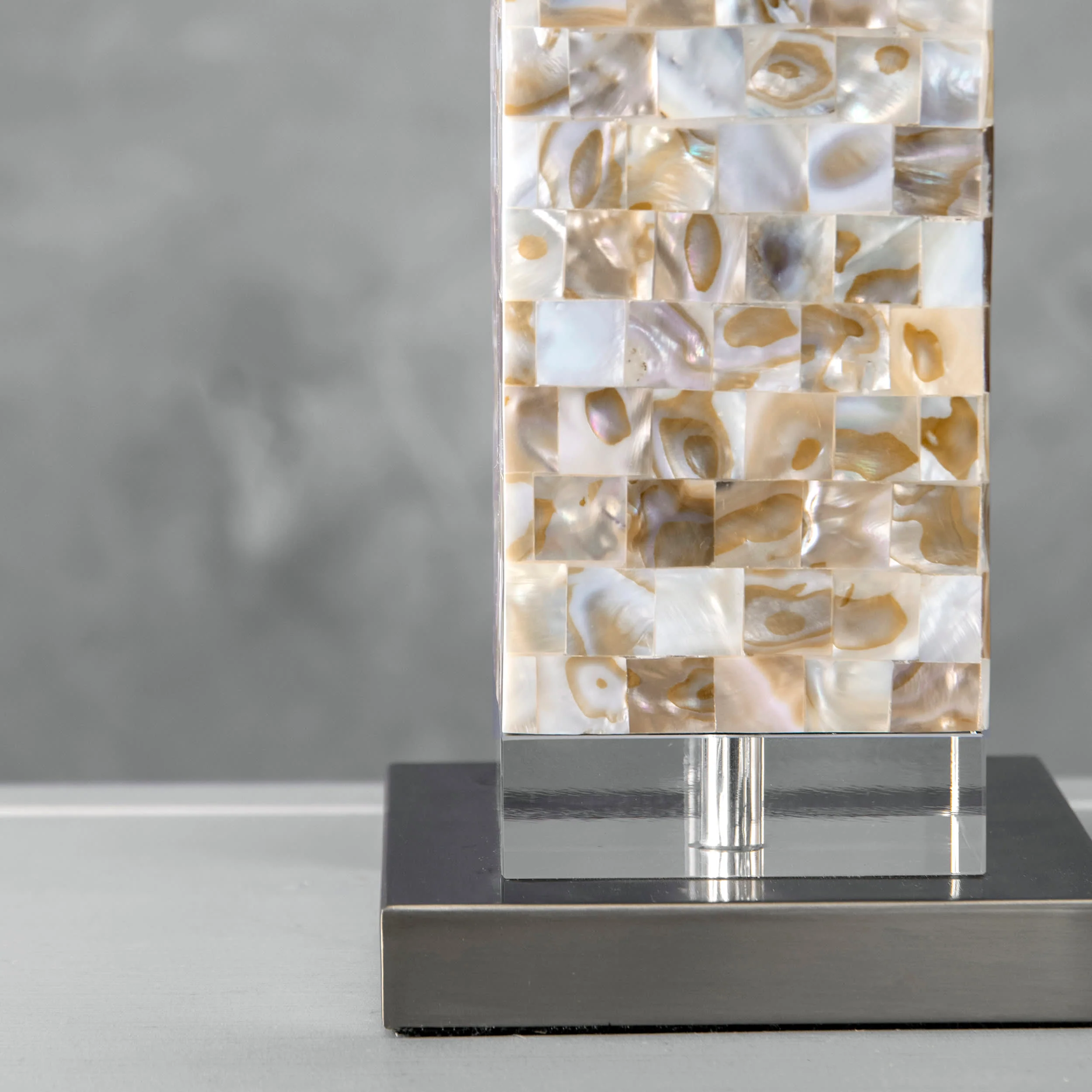 29-inch Mosaic Shell Prism Table Lamp | Satin Nickel & White - Image 4