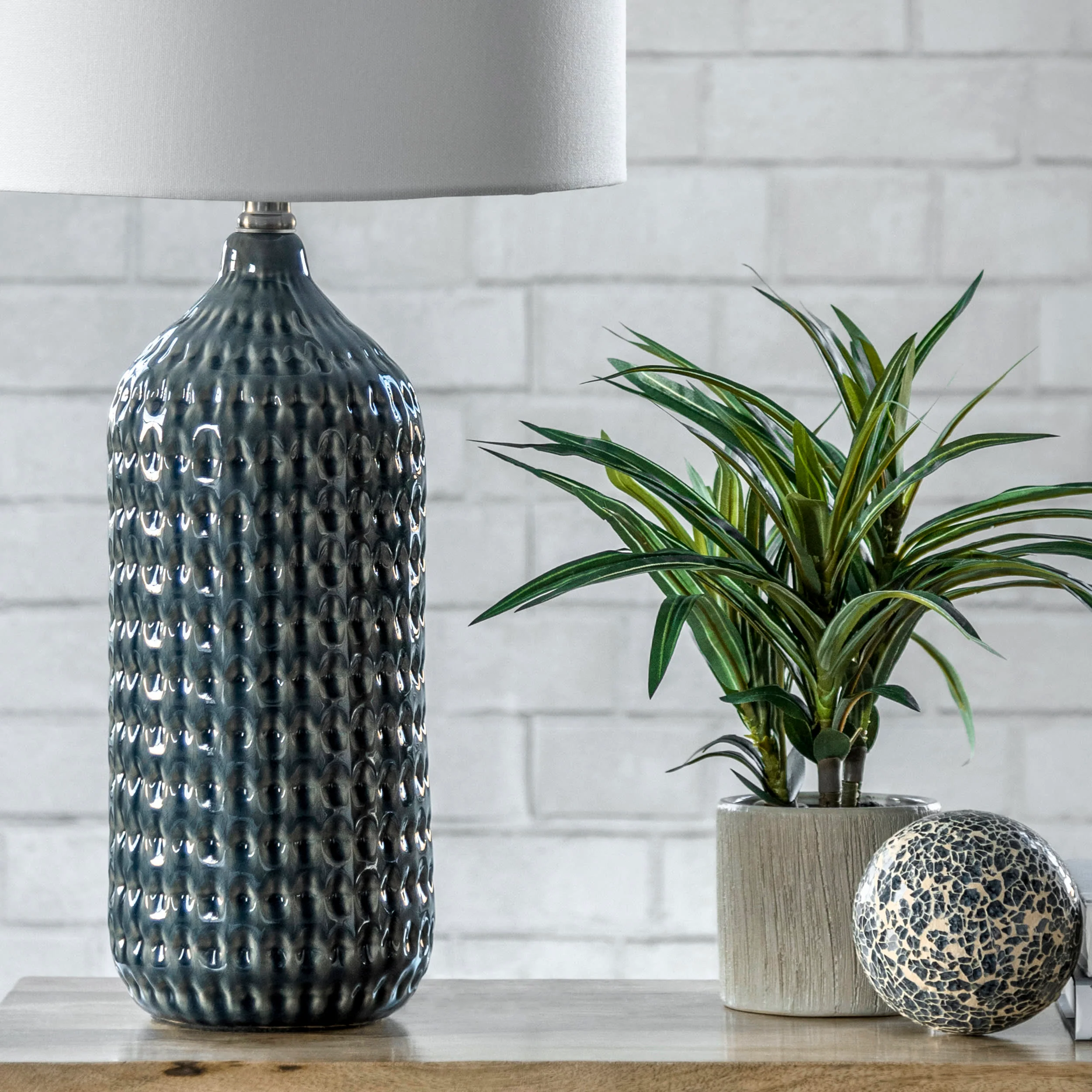 30-inch Perforated Ceramic Textured Vase Table Lamp | Grey - Image 4