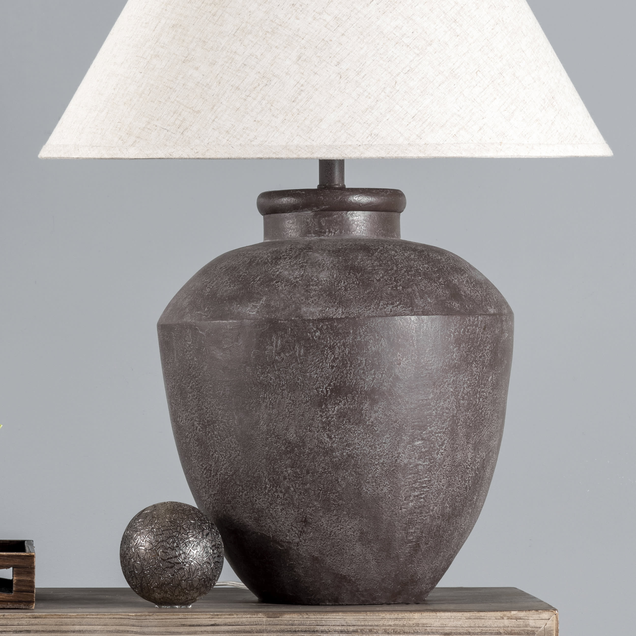 30-inch Vintage Resin Urn Table Lamp | Brown - Image 4