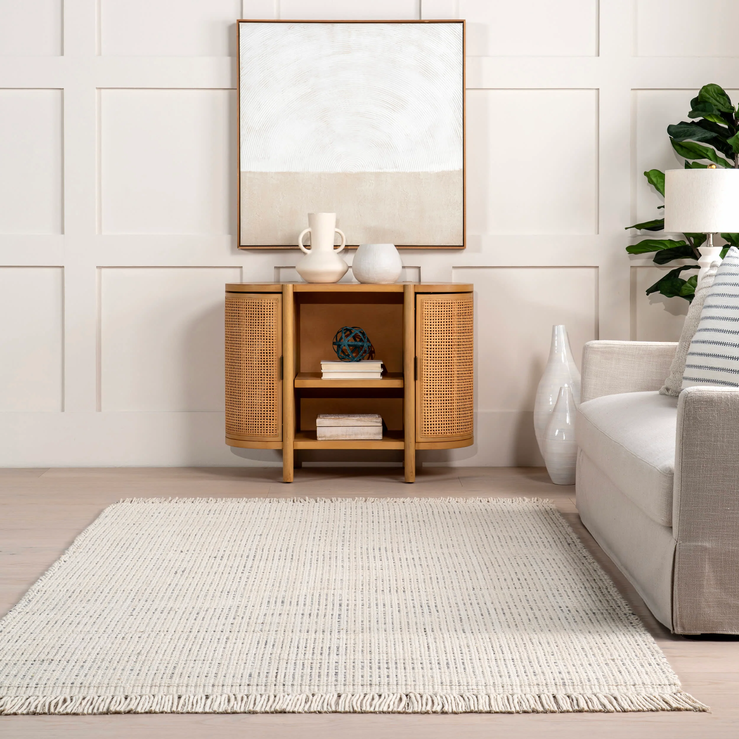 Abigail Solid Wool Fringed Rug | Ivory - Image 4