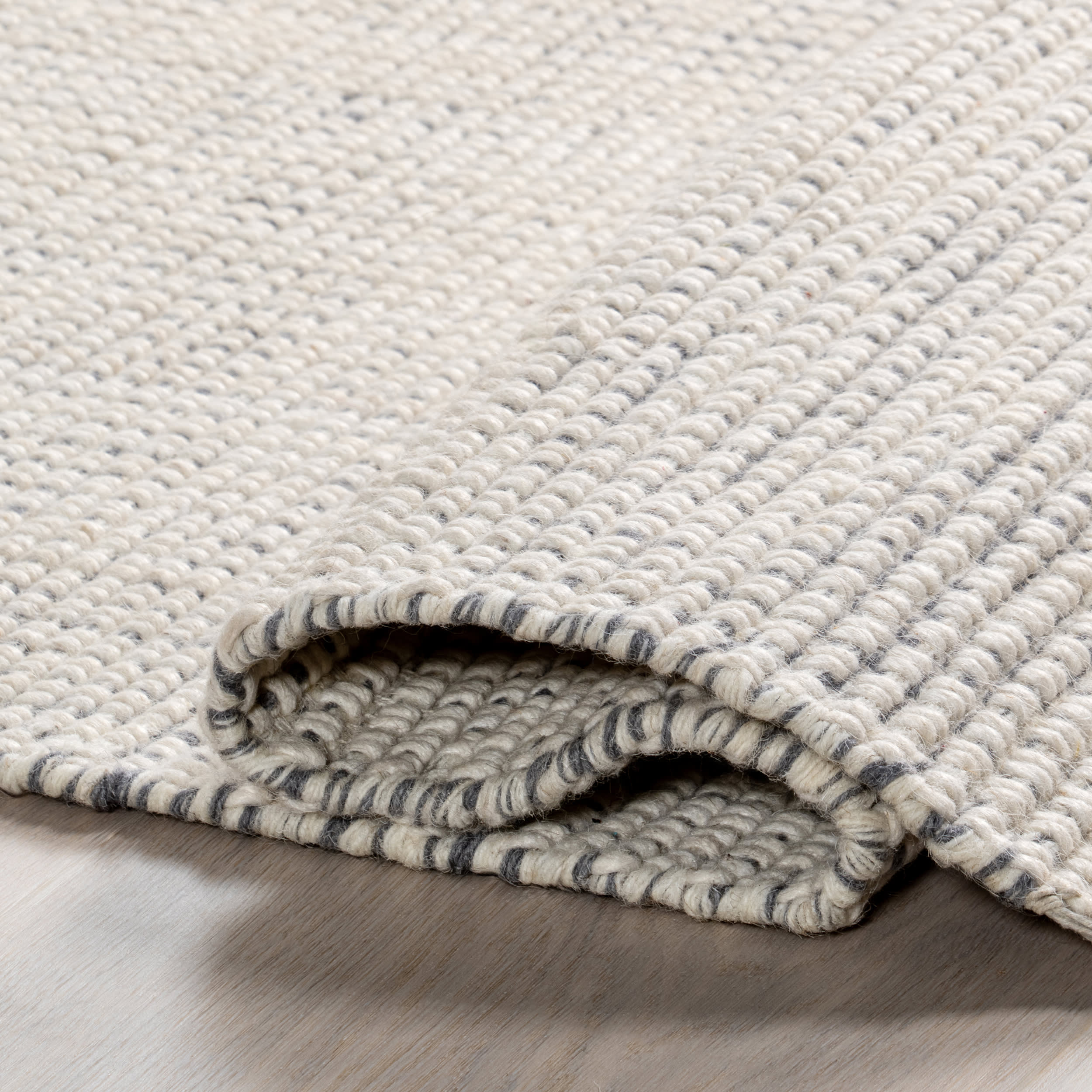 Abigail Solid Wool Fringed Rug | Ivory - Image 8