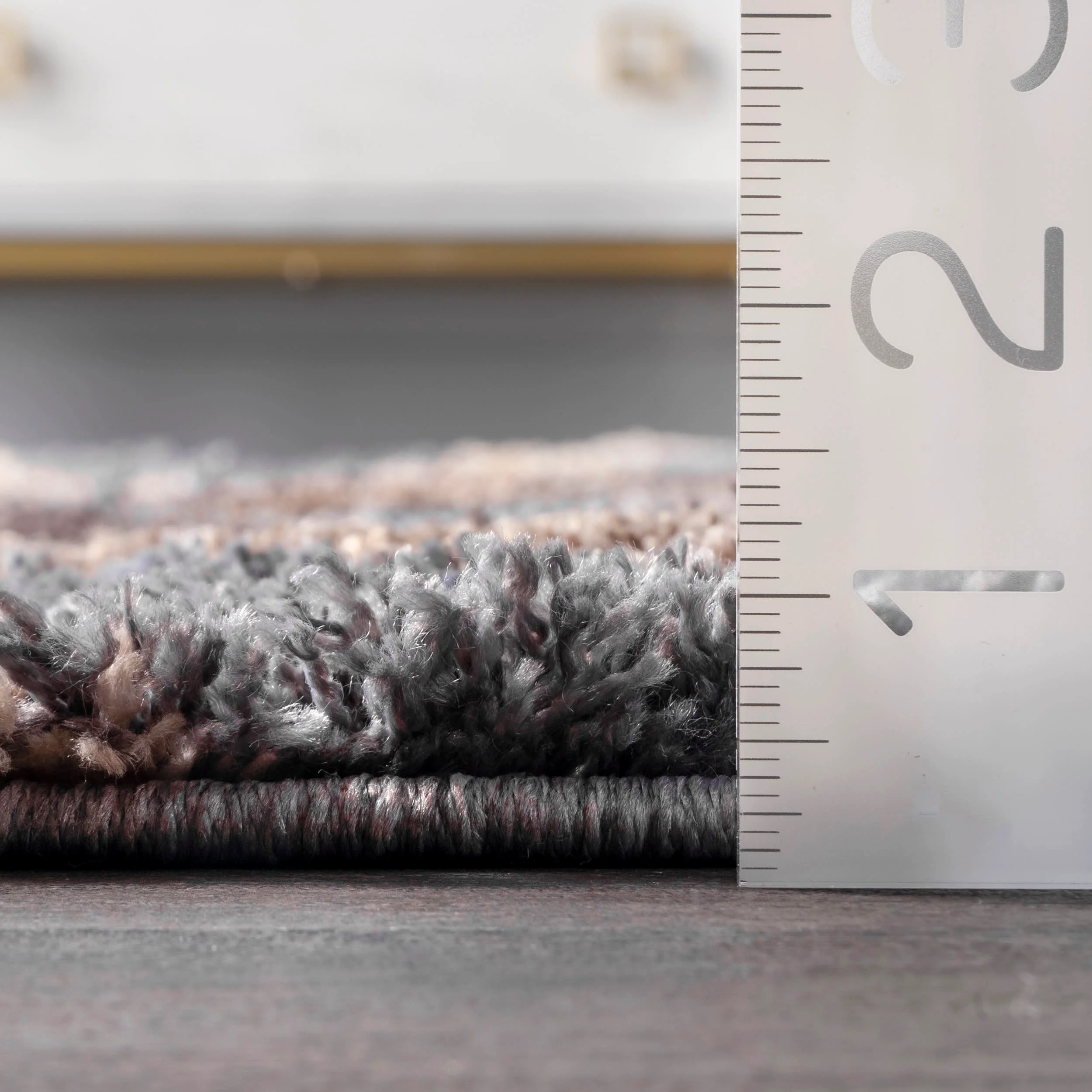 Abstract Iris Shag with Tassel Rug | Grey - Image 5