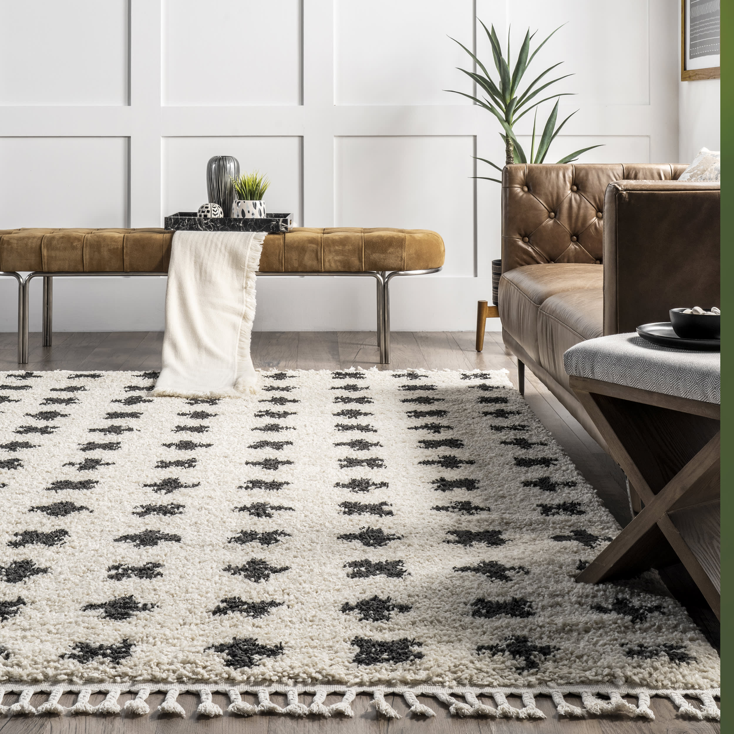 Adriana Cross Trellis Tasseled Rug | Off White - Image 4