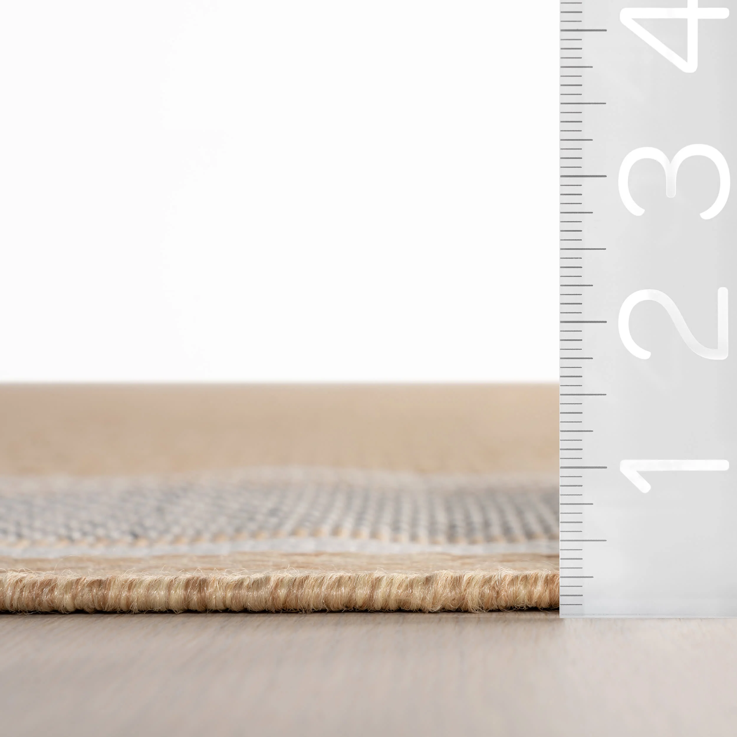 Aeli Modern Bordered Indoor/Outdoor Rug | Grey - Image 4