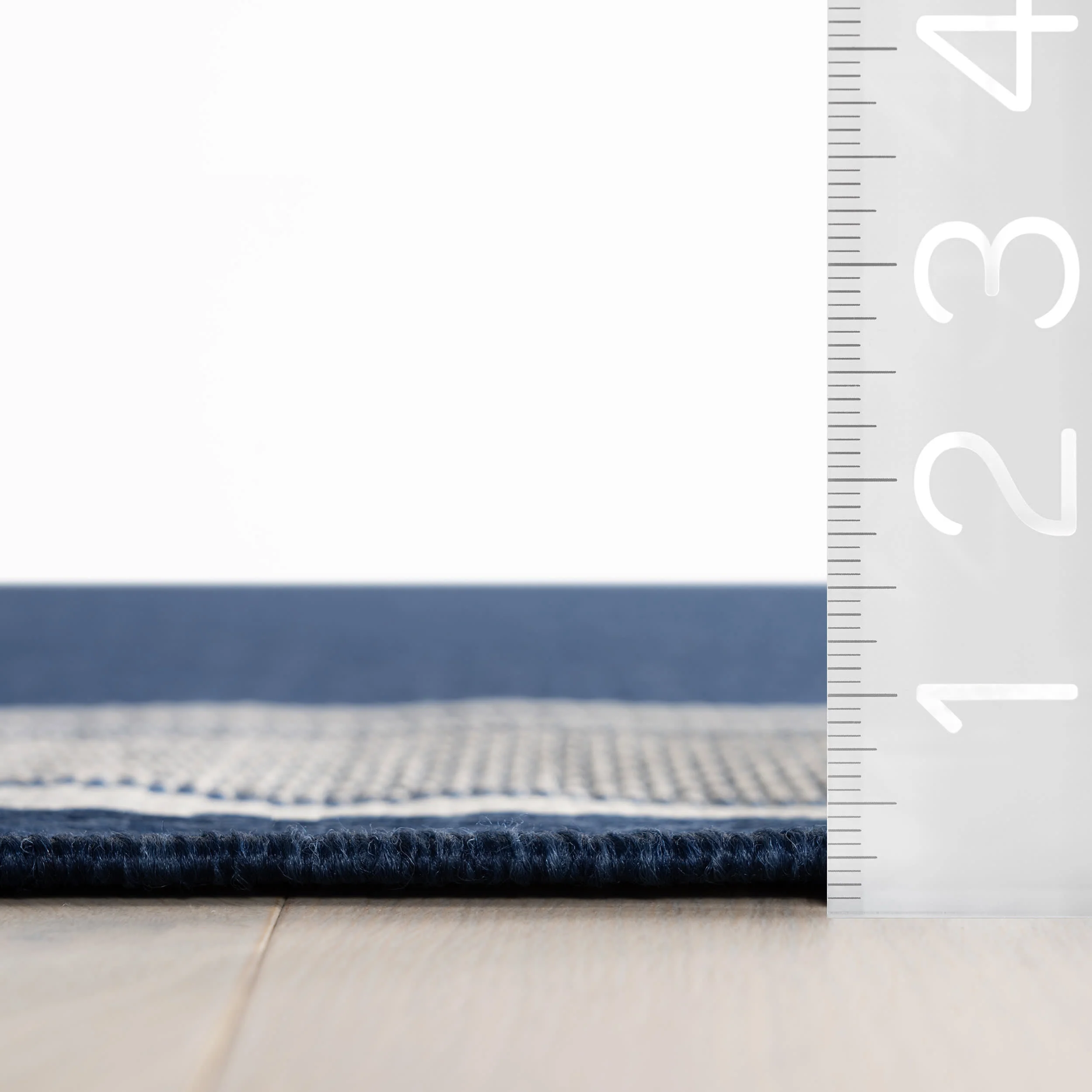Aeli Modern Bordered Indoor/Outdoor Rug | Navy - Image 4