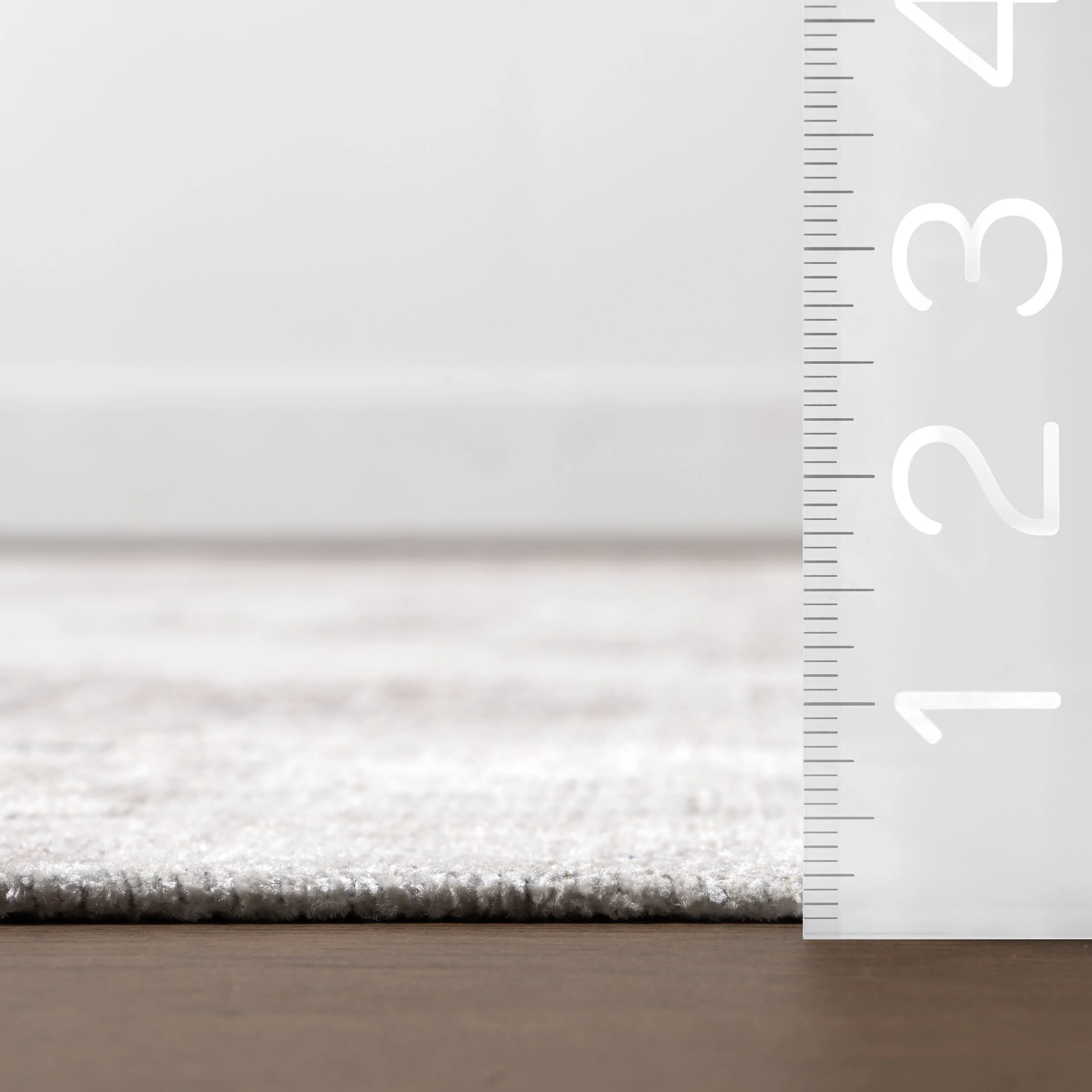 Agatha Fringed Medallion Washable Rug | Grey - Image 6