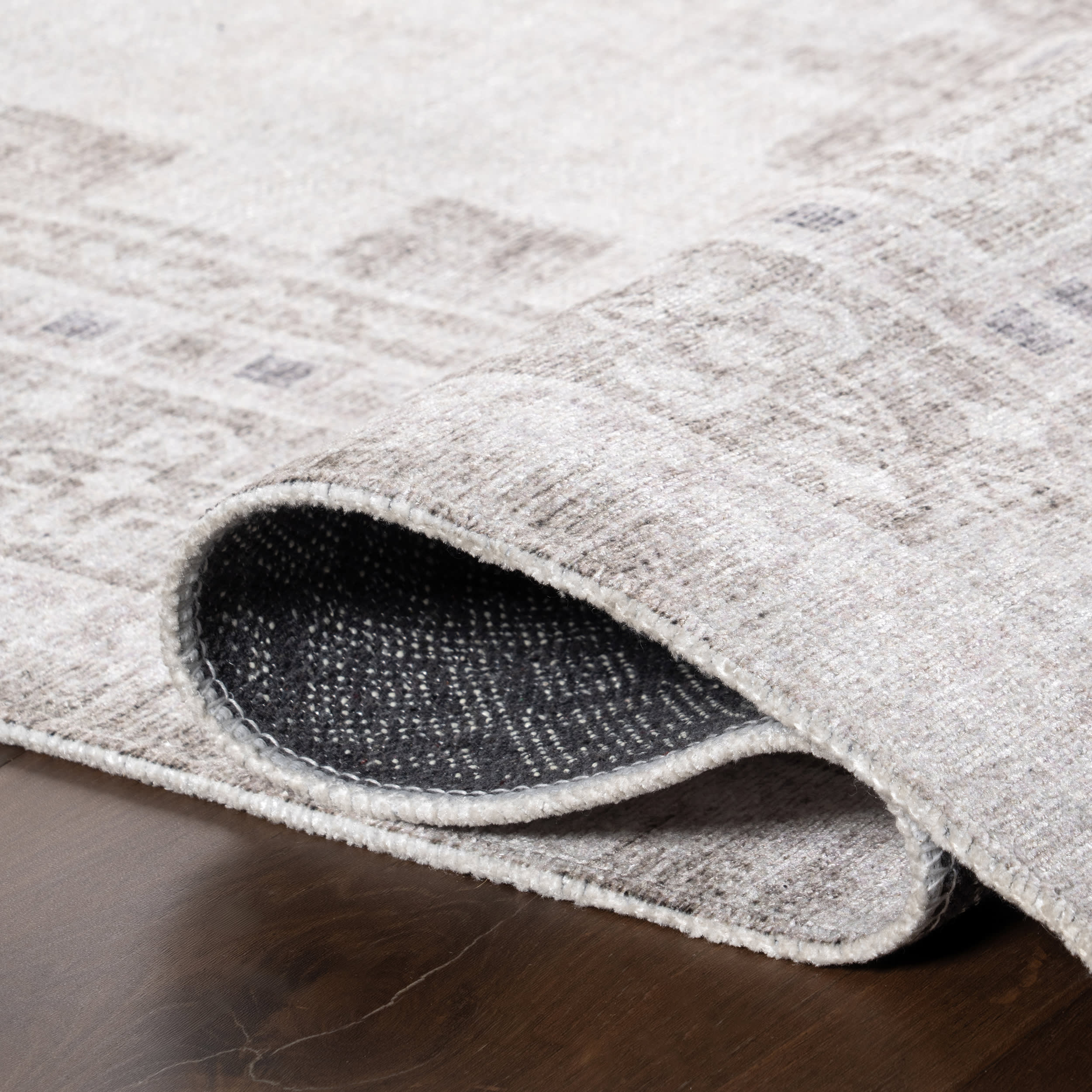 Agatha Fringed Medallion Washable Rug | Grey - Image 9