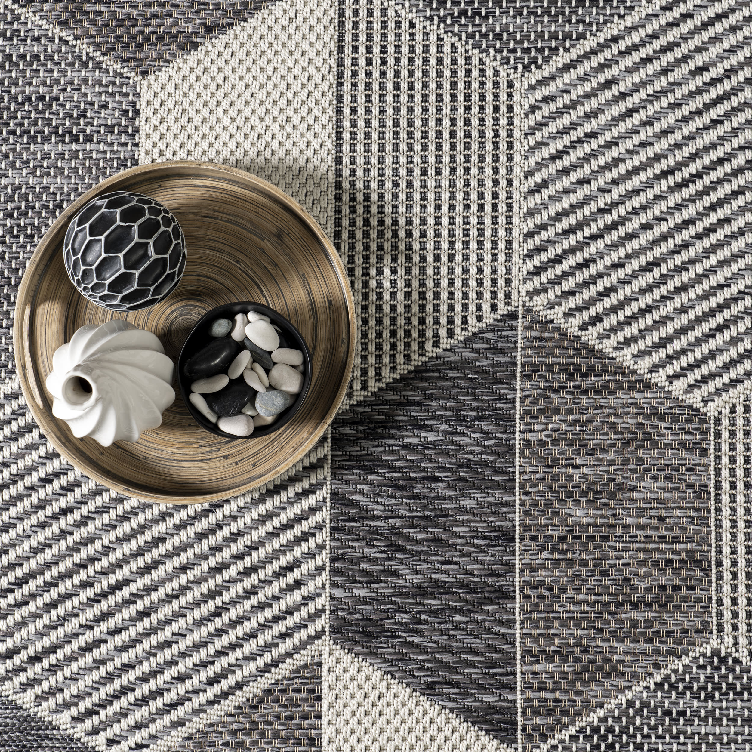 Akaila Kaleidoscope Indoor/Outdoor Rug | Grey - Image 7
