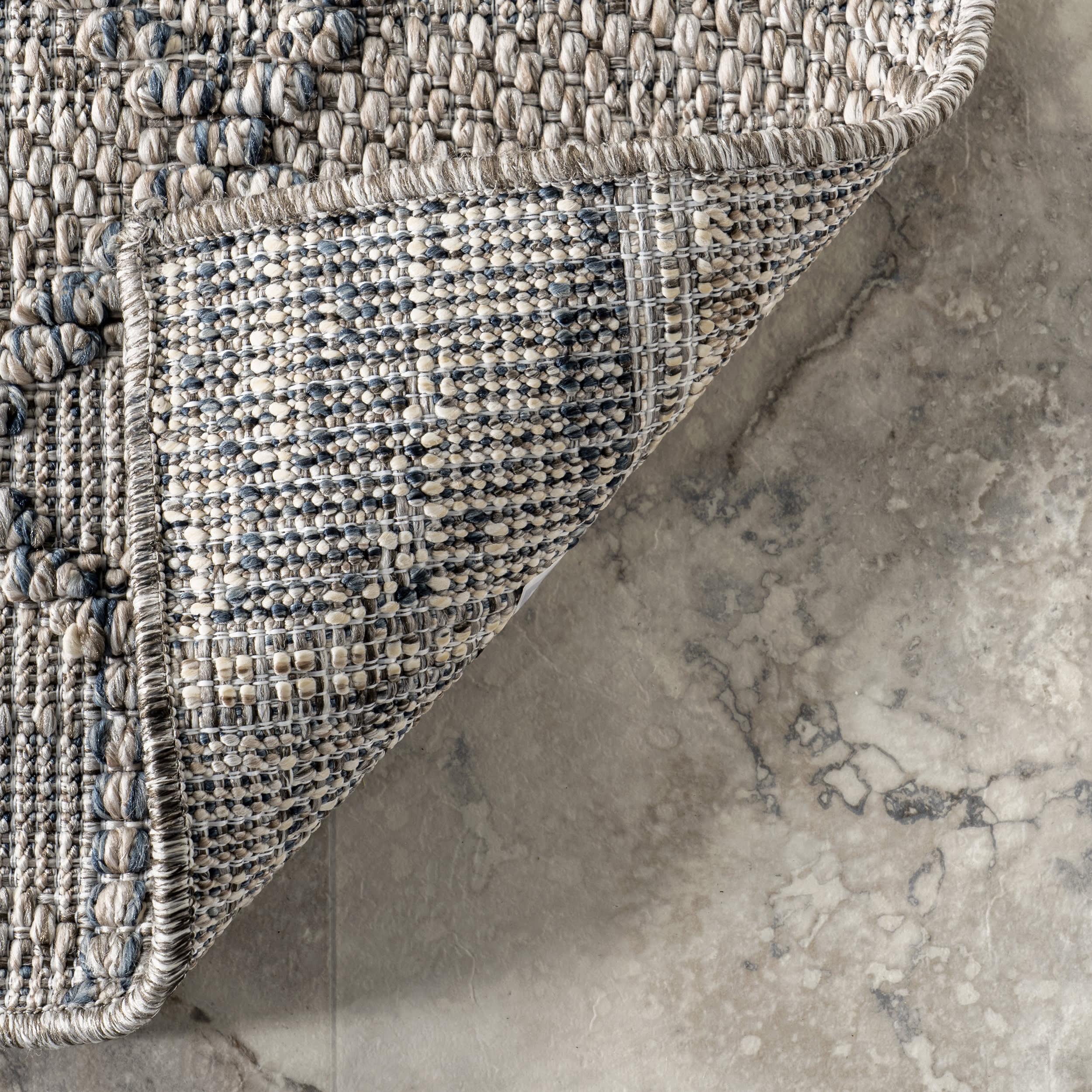 Aleah Honeycomb Indoor/Outdoor Rug | Light Grey - Image 6