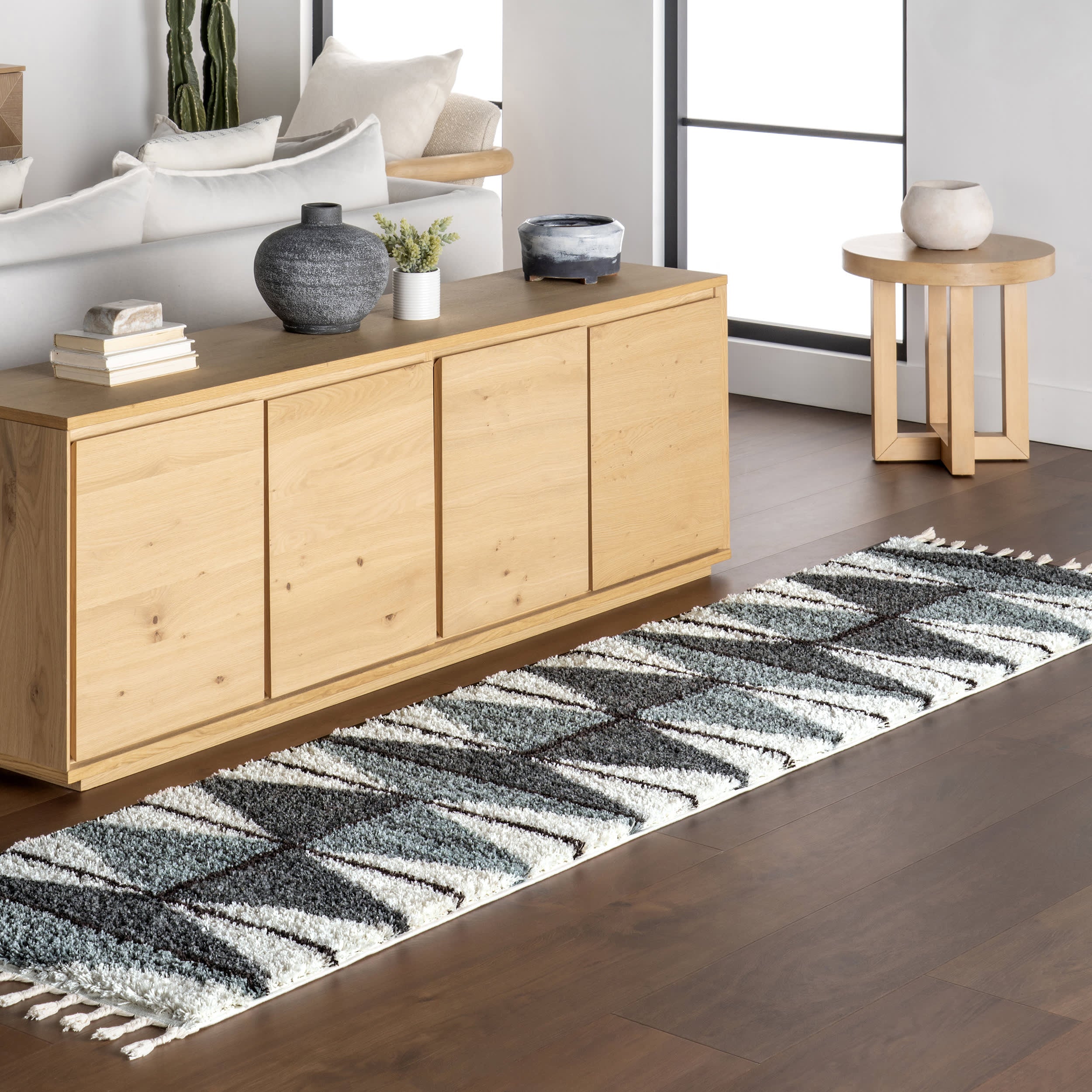 Alexia Diamond Tasseled Rug | Navy - Image 2