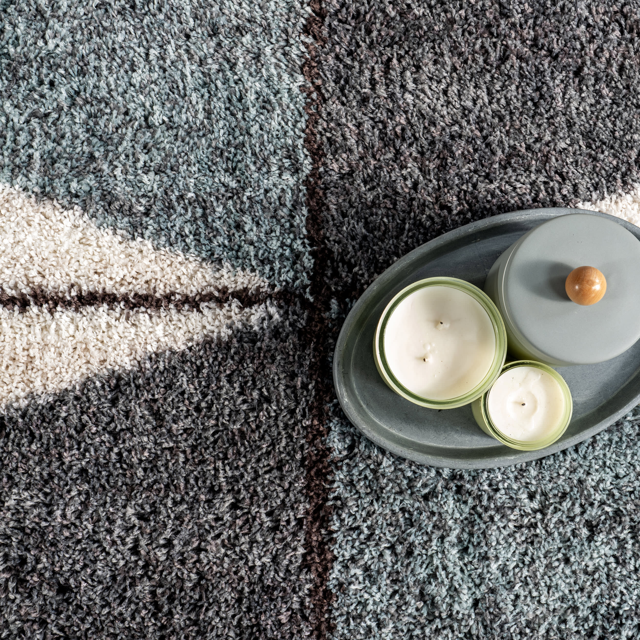 Alexia Diamond Tasseled Rug | Navy - Image 7