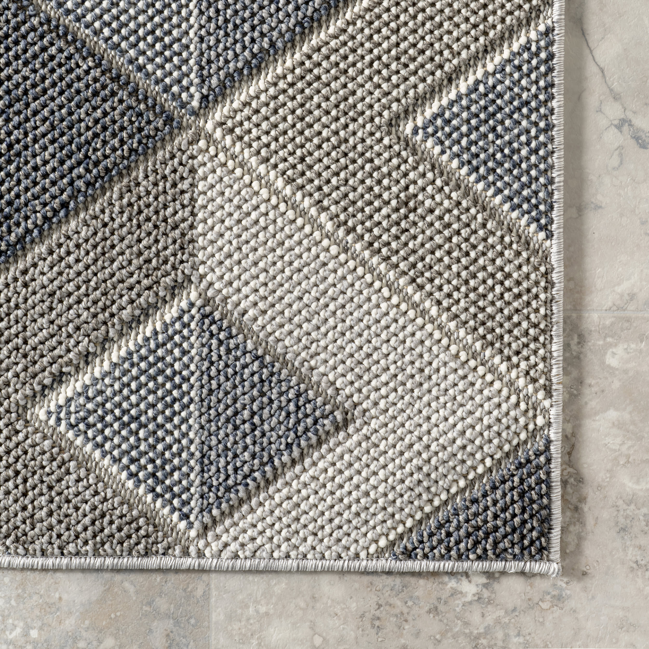 Alianna Tiled Indoor/Outdoor Rug | Grey - Image 3