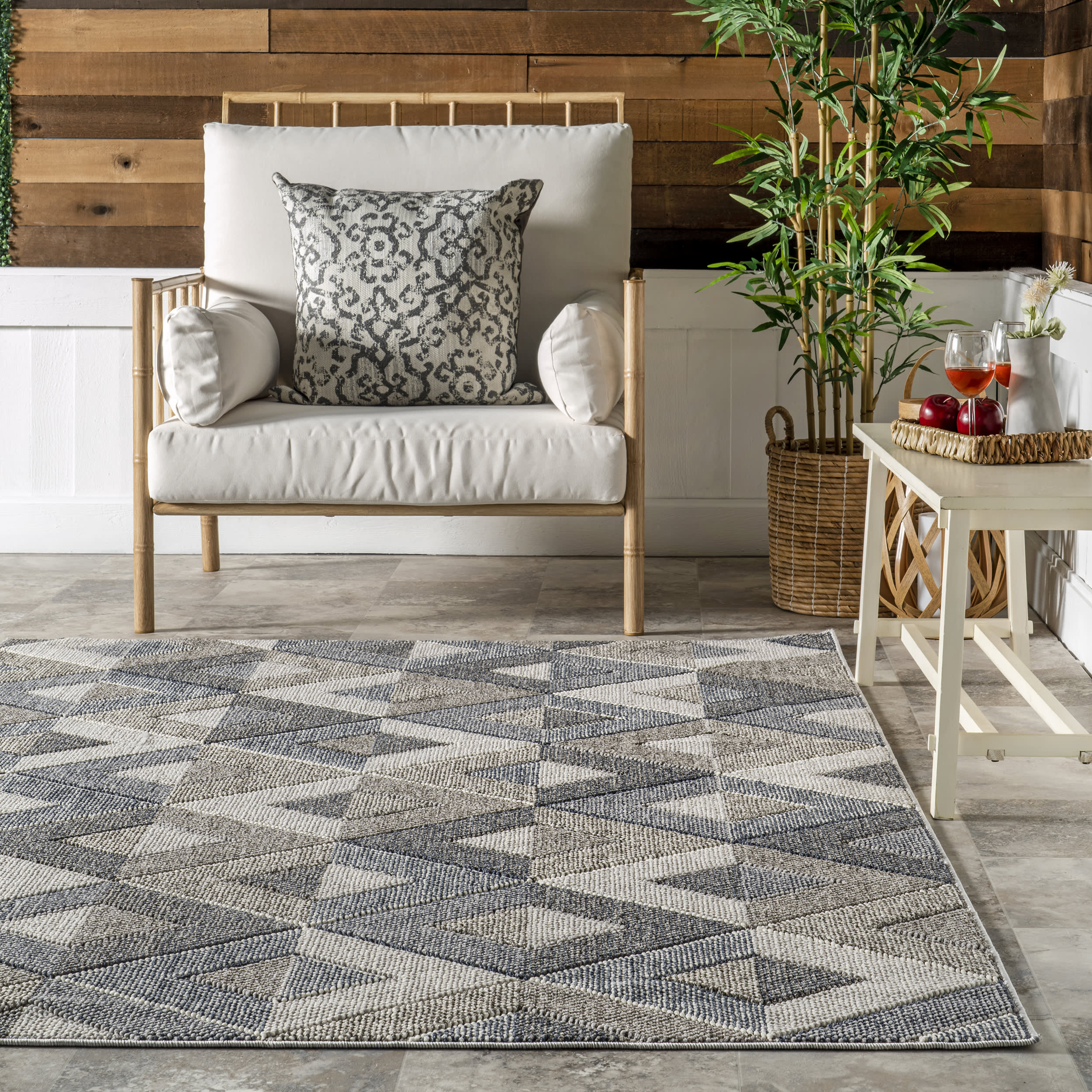 Alianna Tiled Indoor/Outdoor Rug | Grey - Image 4