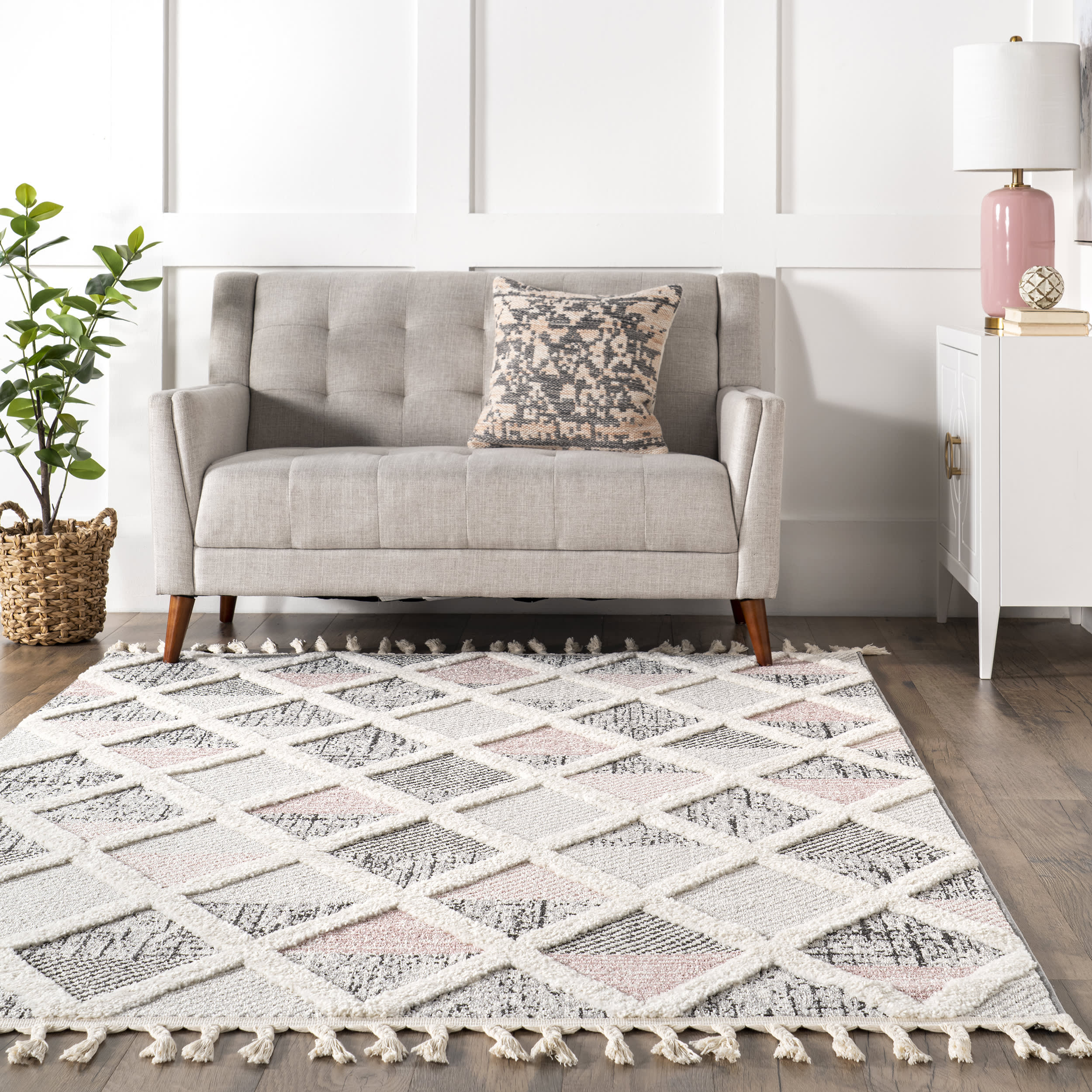 Alicia Trellis Tasseled Rug | Grey - Image 4