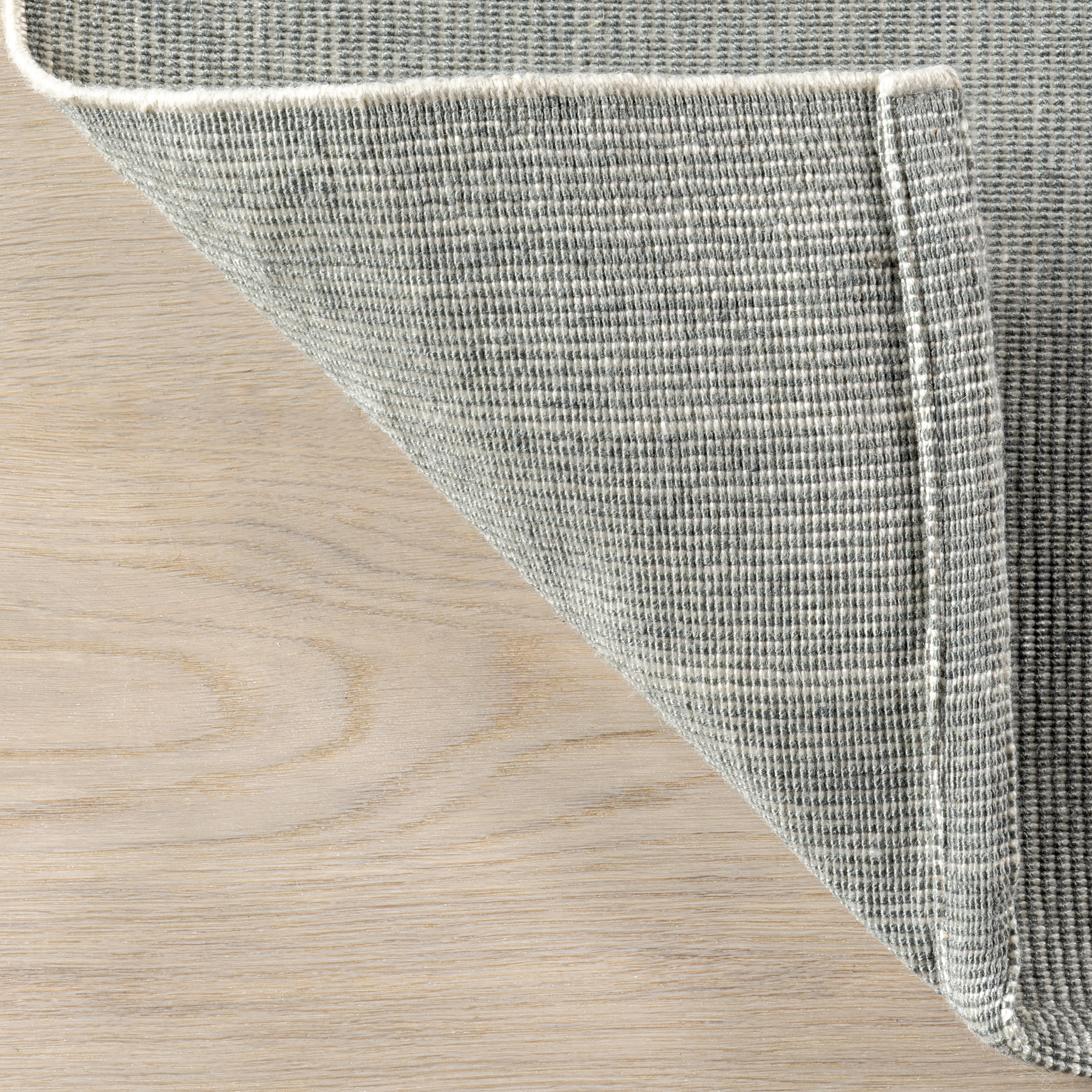 Alira Solid Indoor/Outdoor Rug | Grey - Image 7