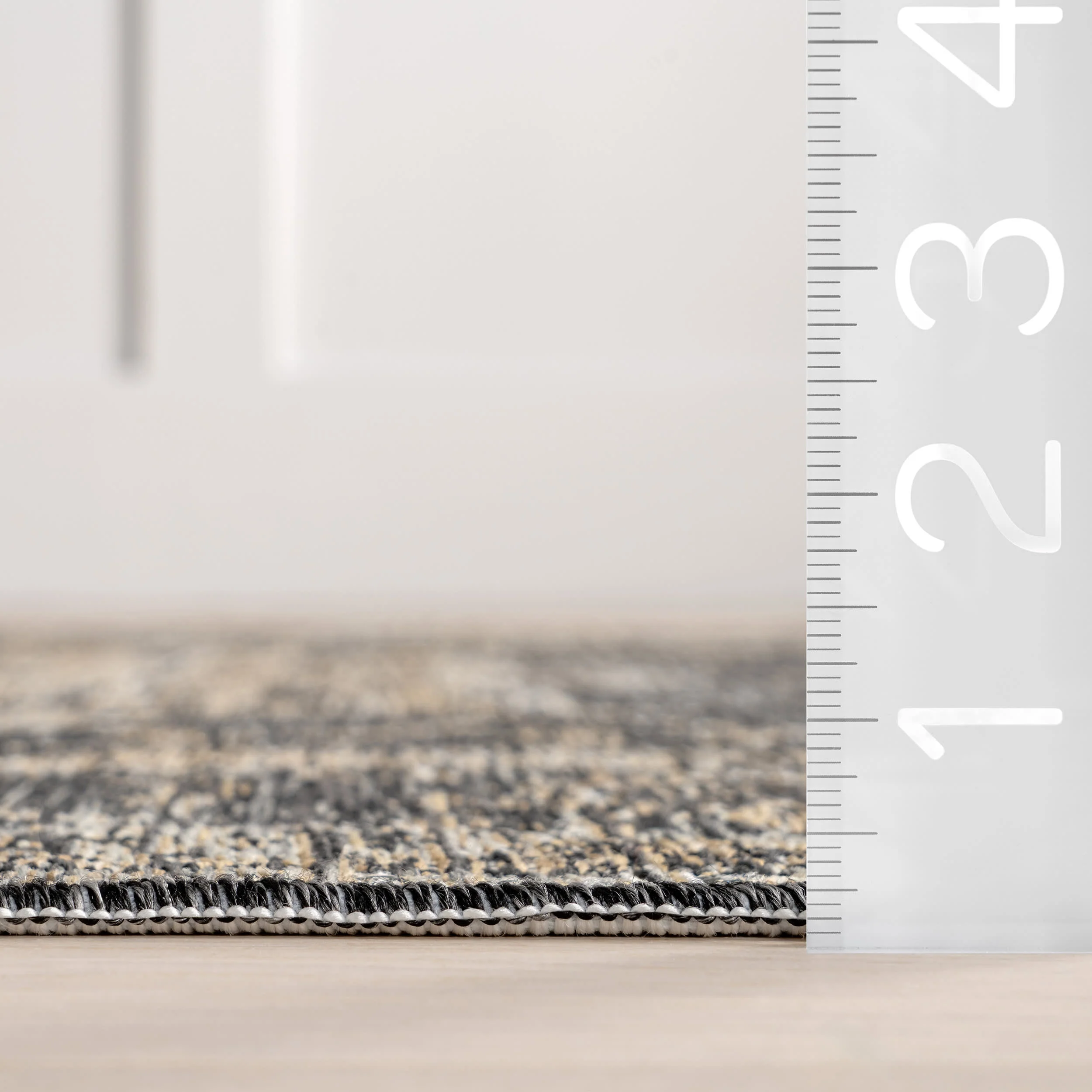 Alivia Medallion Reversible Indoor/Outdoor Rug | Cream & Charcoal - Image 7