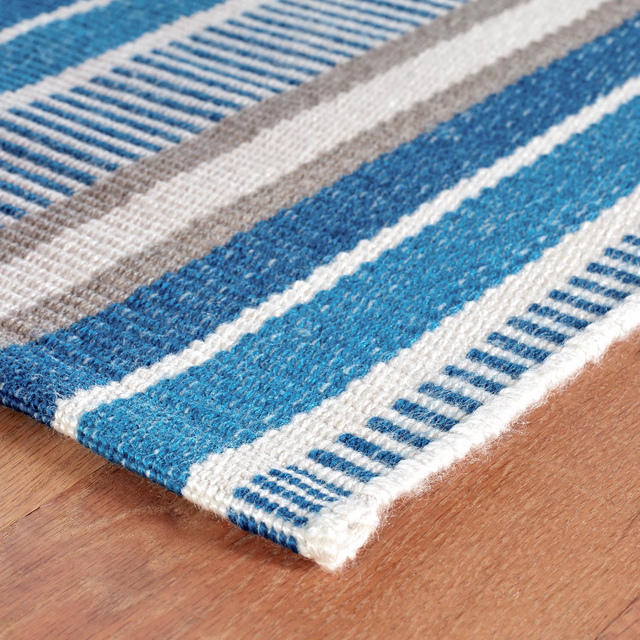 Always Greener Handwoven Indoor/Outdoor Rug | Navy/French Blue - Image 4