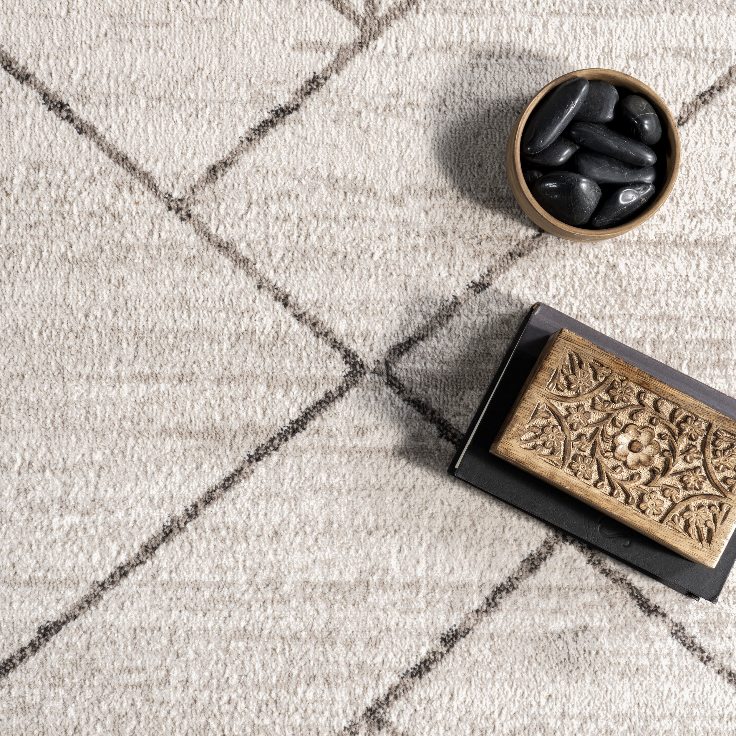 Amaris Contemporary Rug | Beige - Image 7