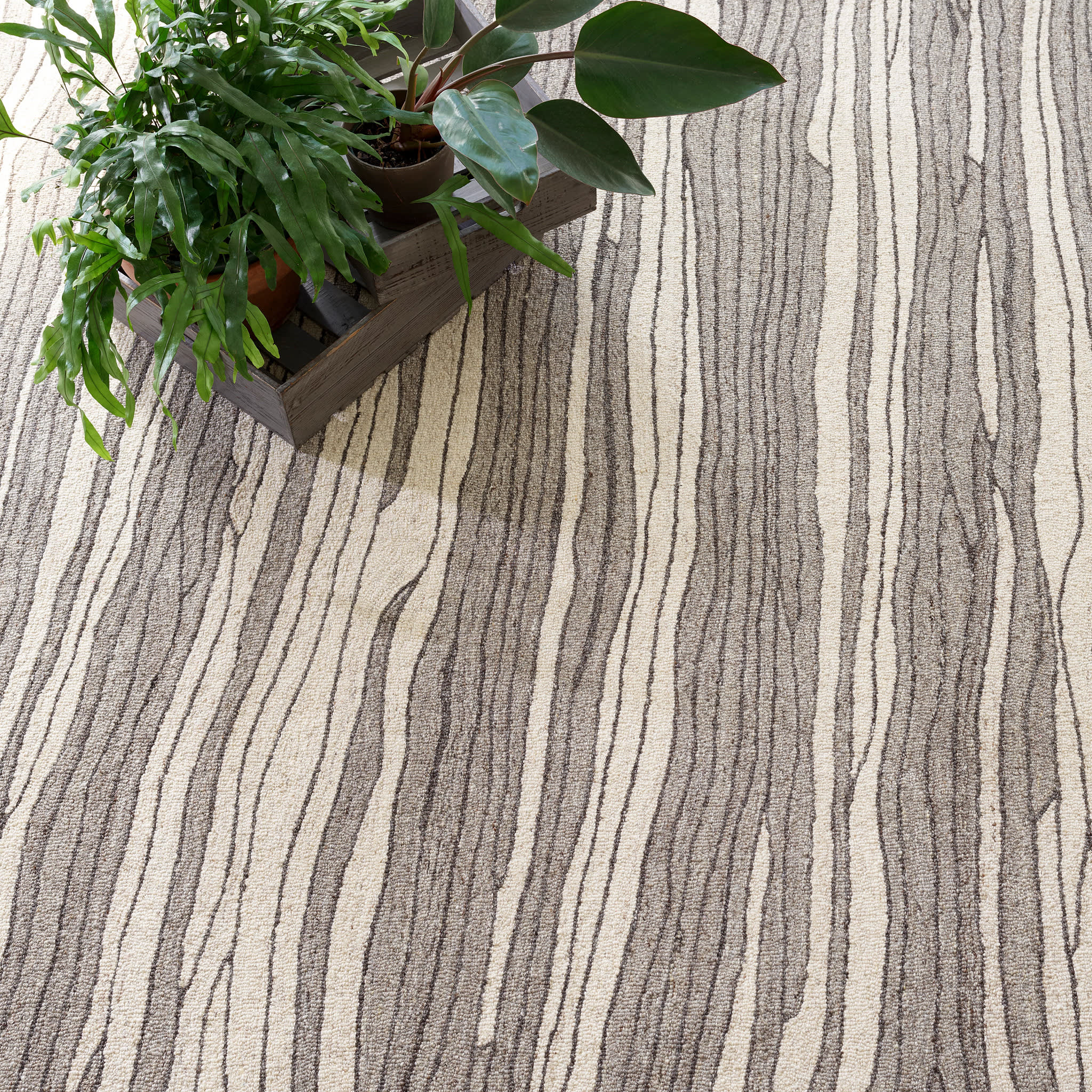 Andres Hand Micro Hooked Wool Custom Rug by Bunny Williams | Grey - Image 3
