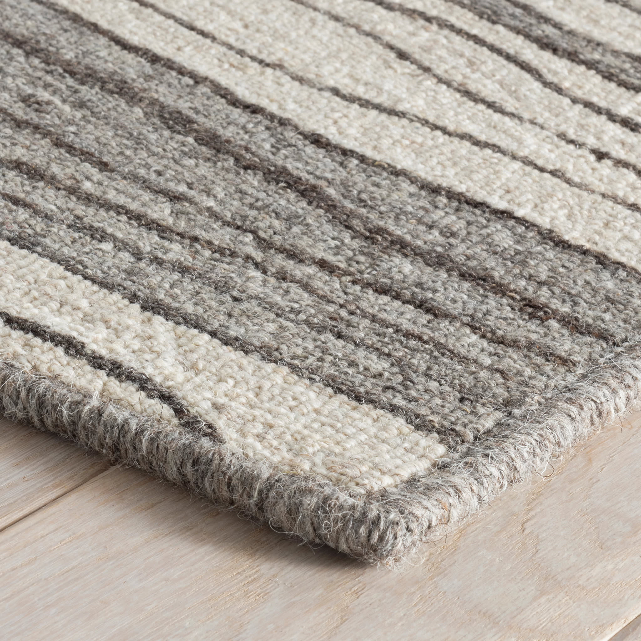 Andres Hand Micro Hooked Wool Custom Rug by Bunny Williams | Grey - Image 4