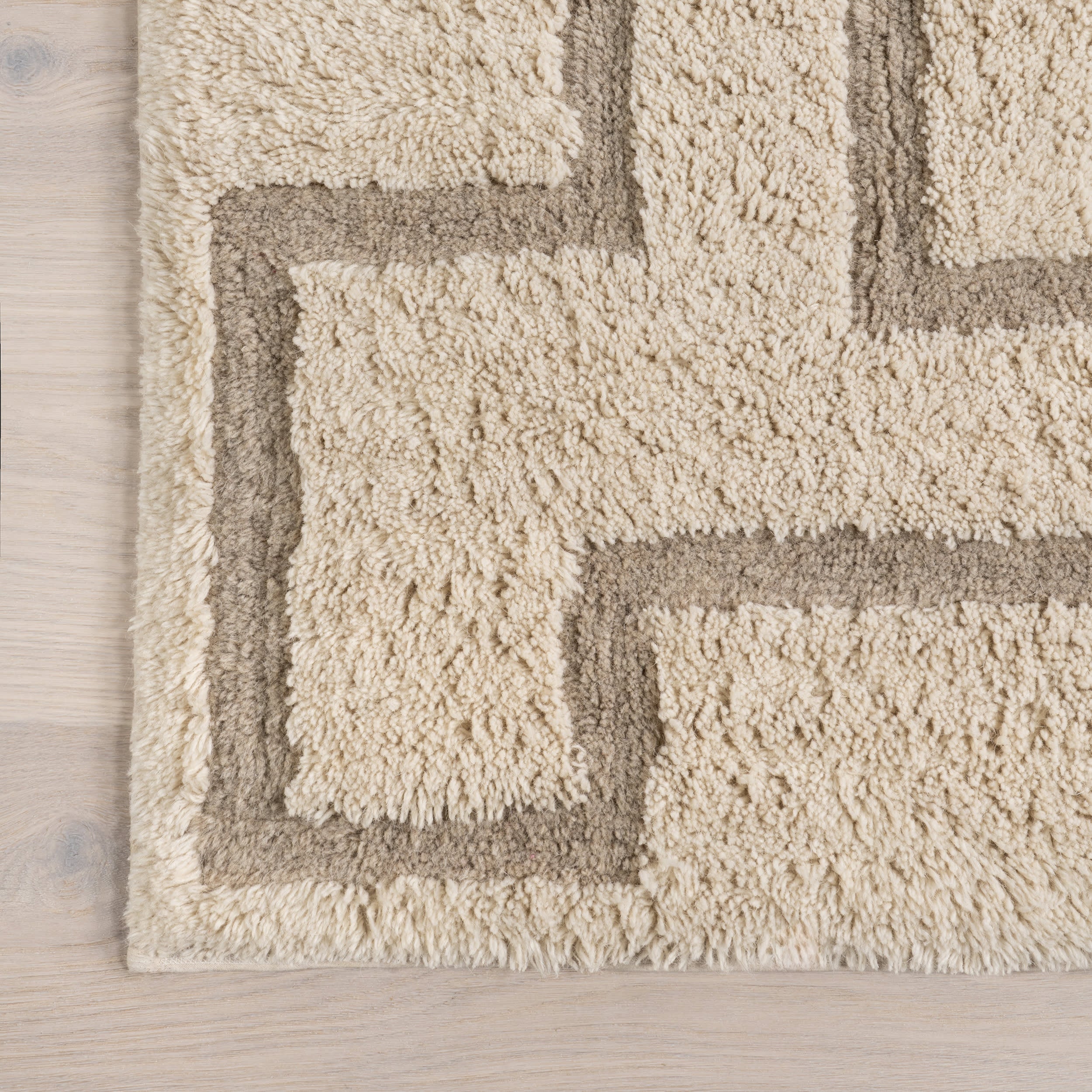 Anita Geometric Wool Washable Rug | Ivory - Image 3