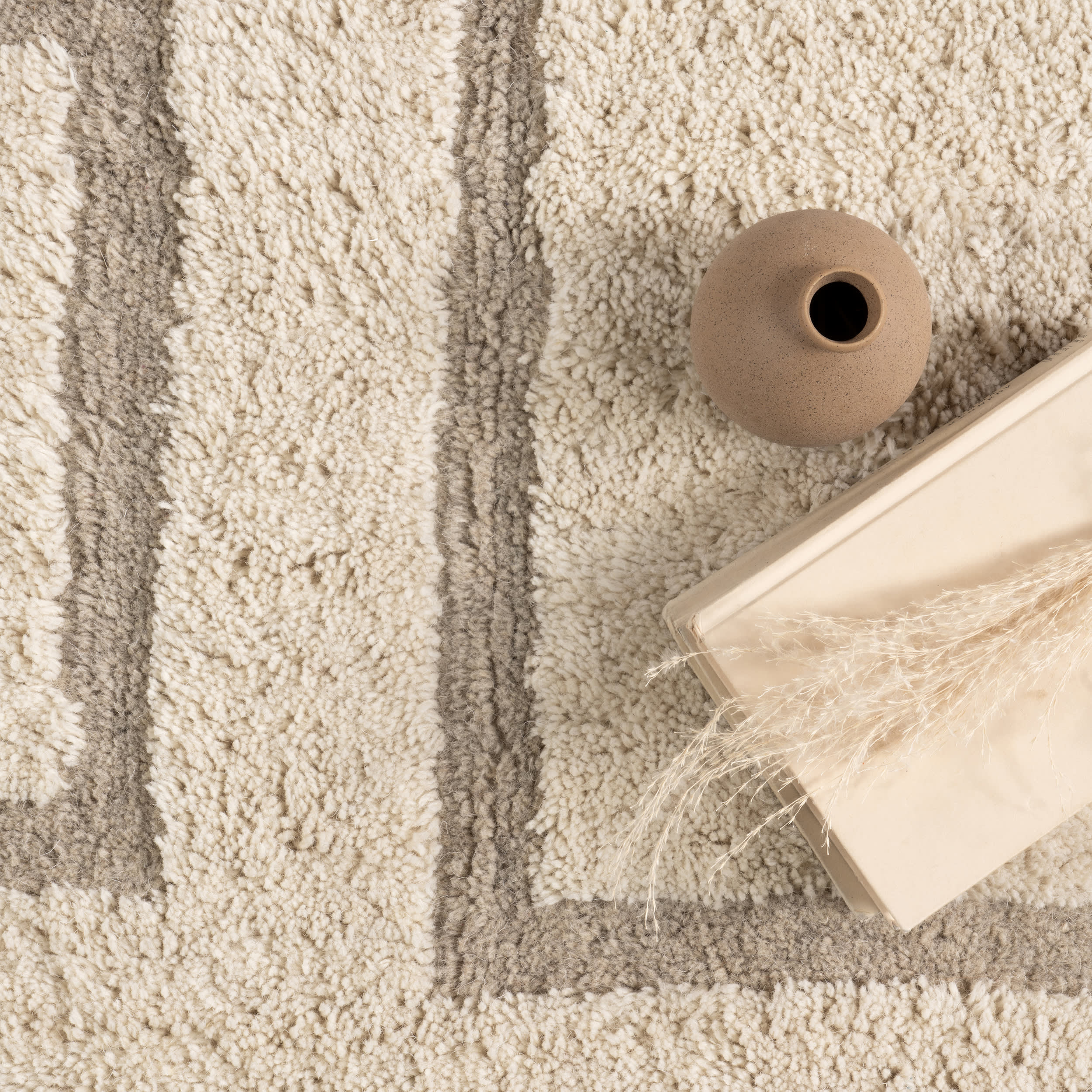 Anita Geometric Wool Washable Rug | Ivory - Image 7