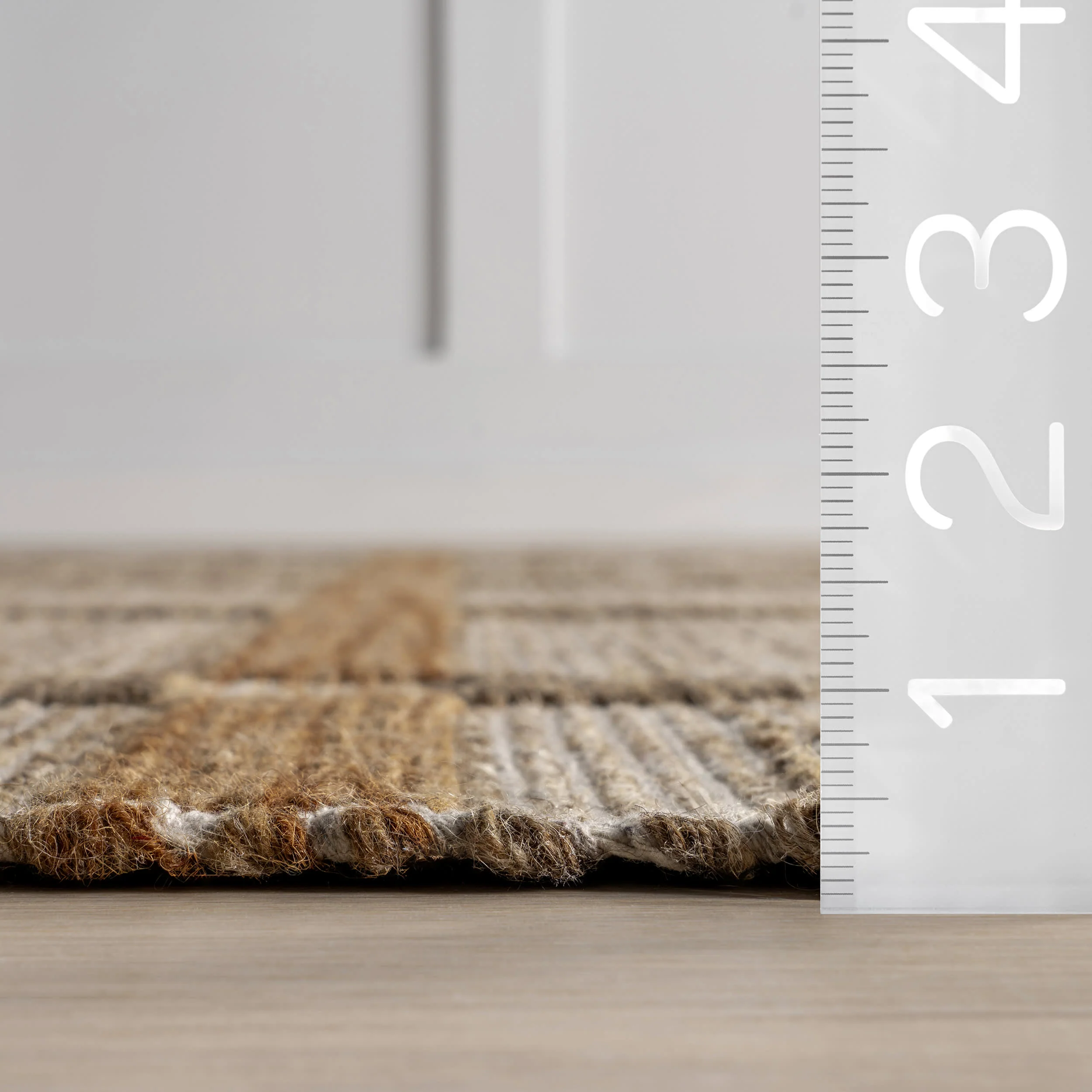 Annie Plaid Wool and Cotton Rug | Ivory - Image 5