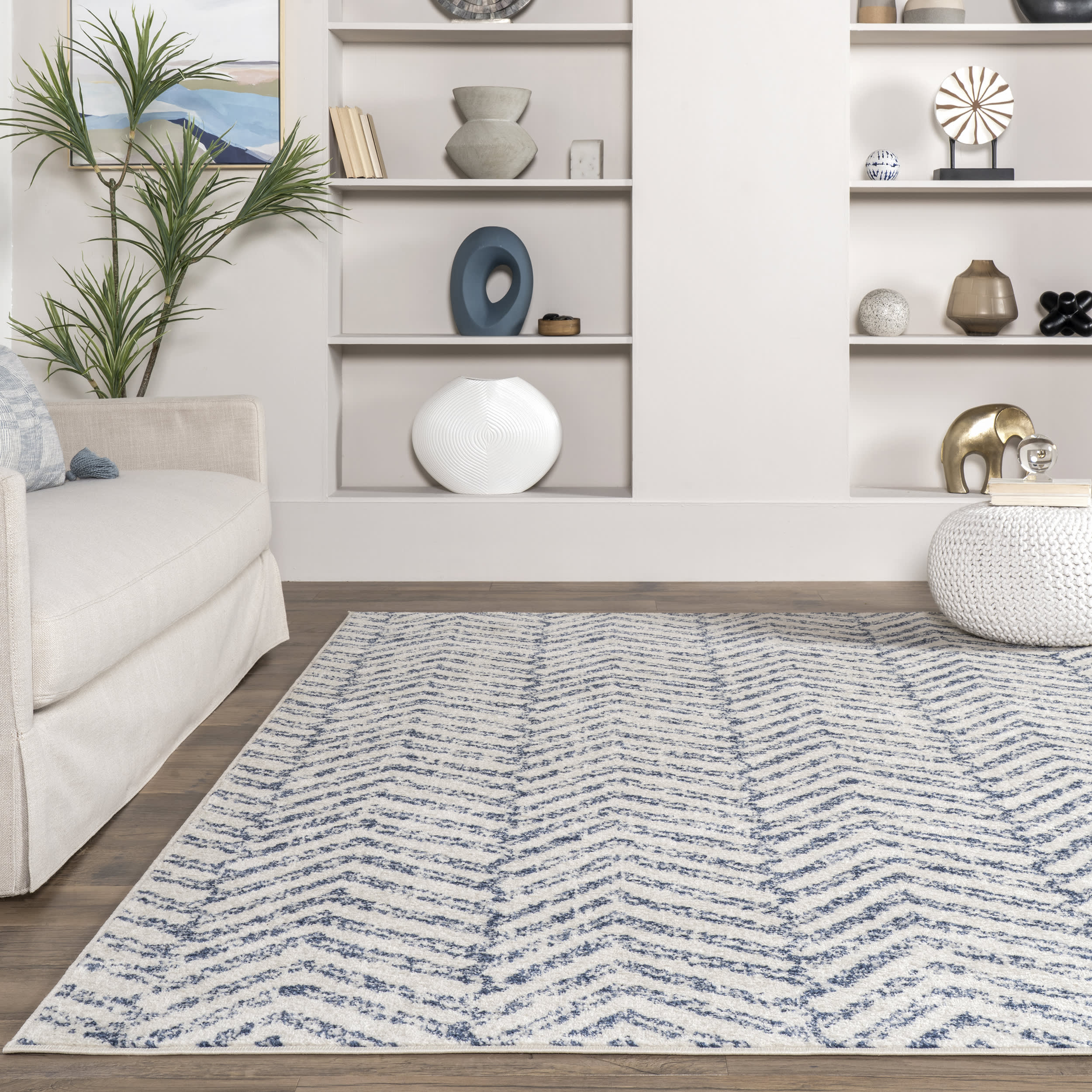 Antique Chevron Rug | Blue - Image 4