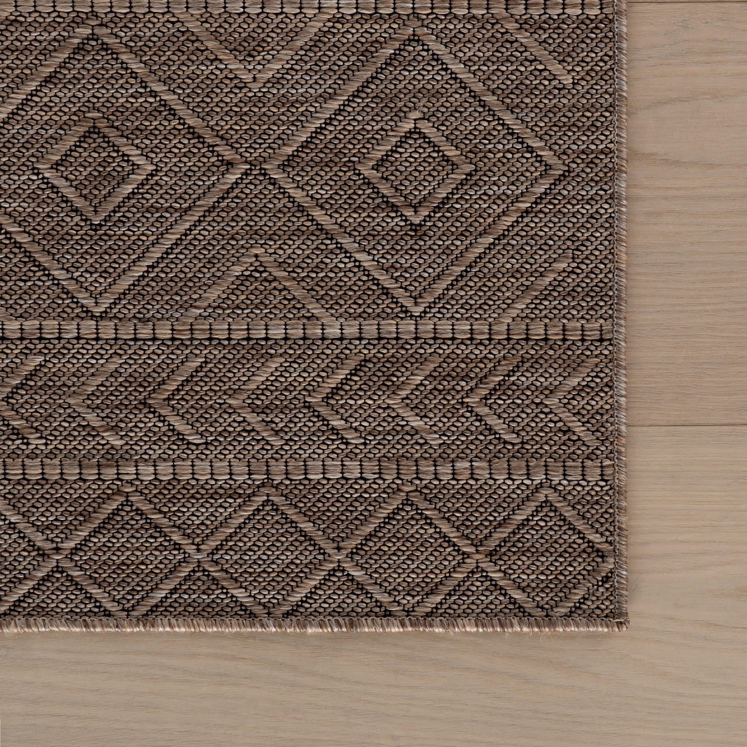 Ardena Modern Trellis Indoor/Outdoor Rug | Brown - Image 4