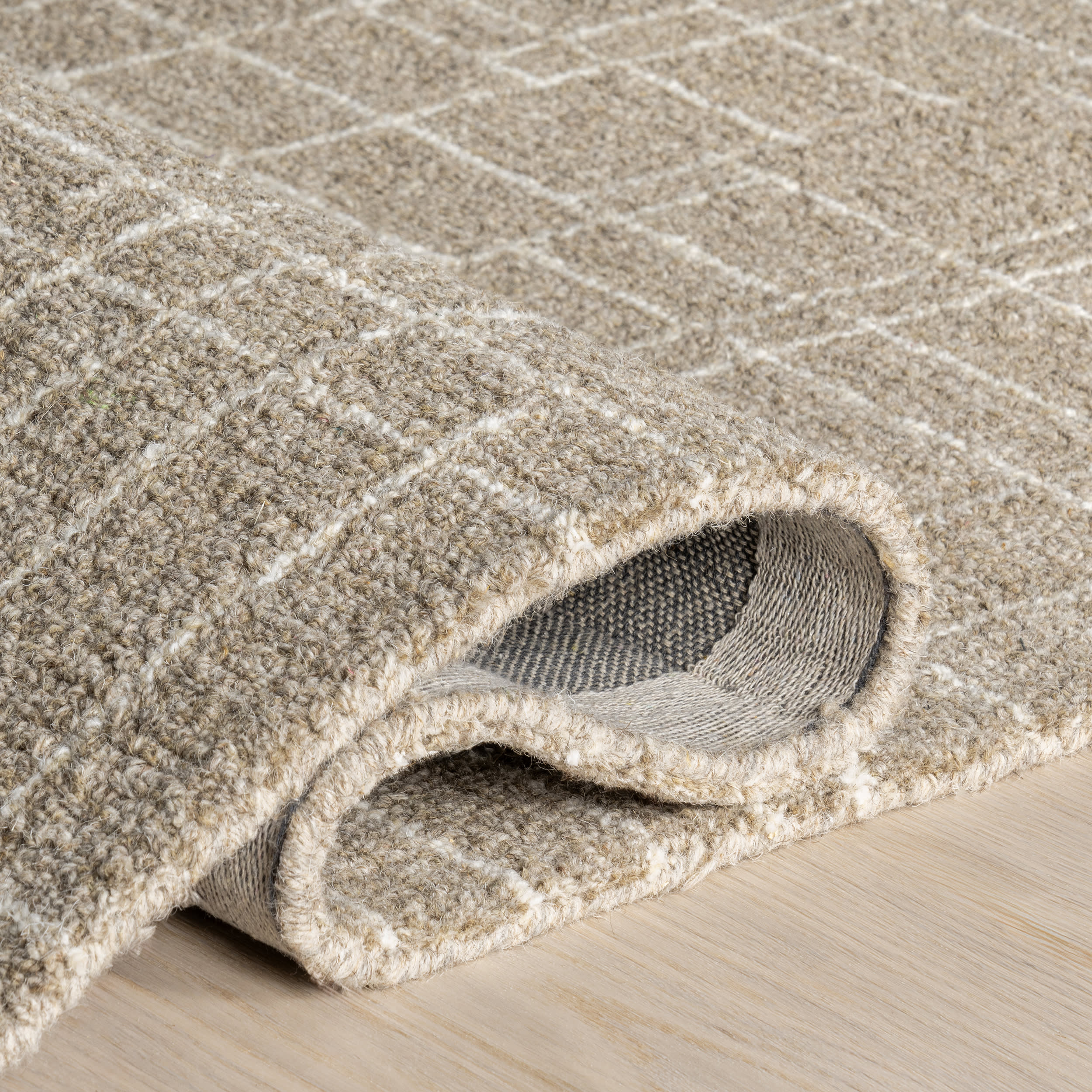 Aspyn Abstract Checked Rug | Sand - Image 9