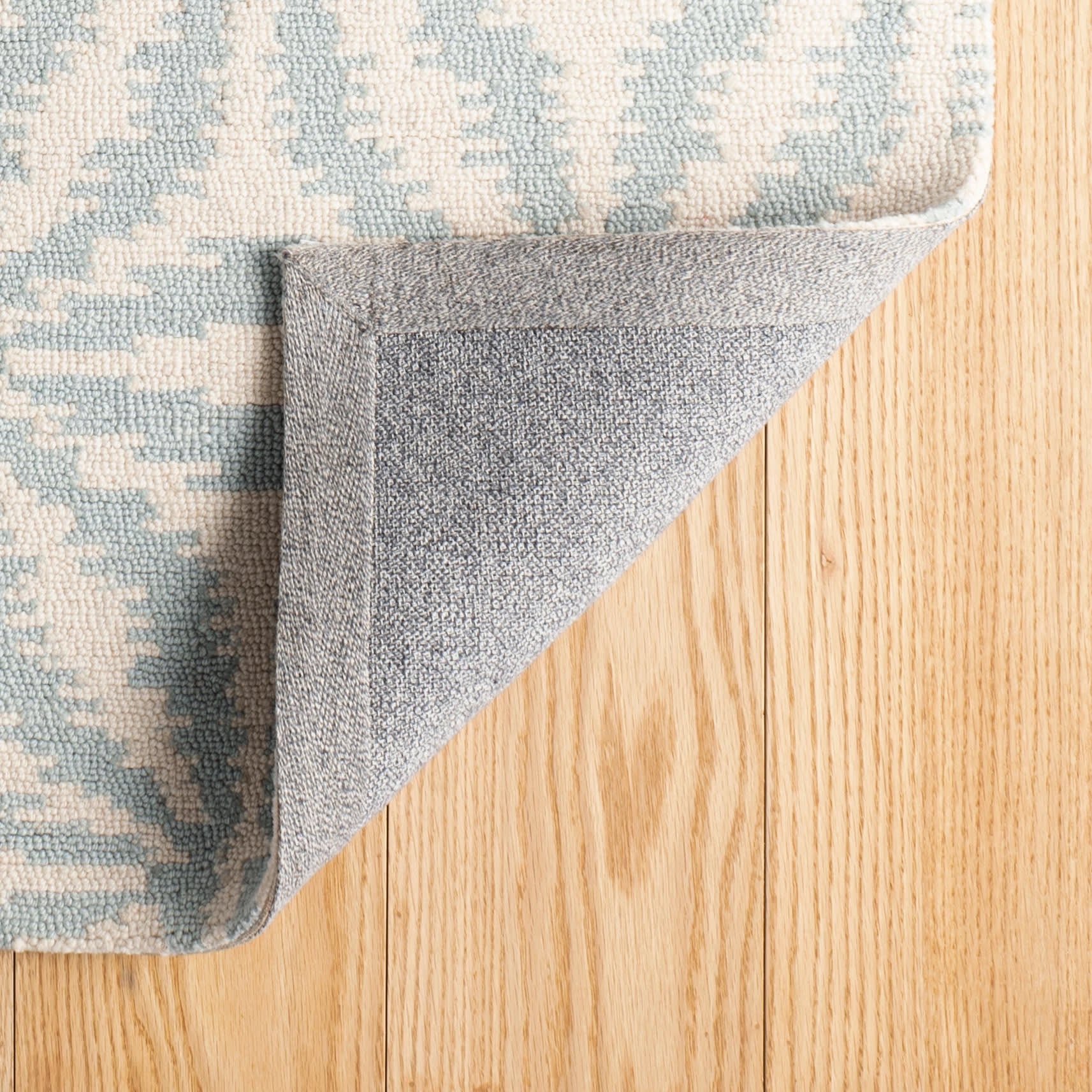 Aster Hand Micro Hooked Wool Rug | Sky - Image 5