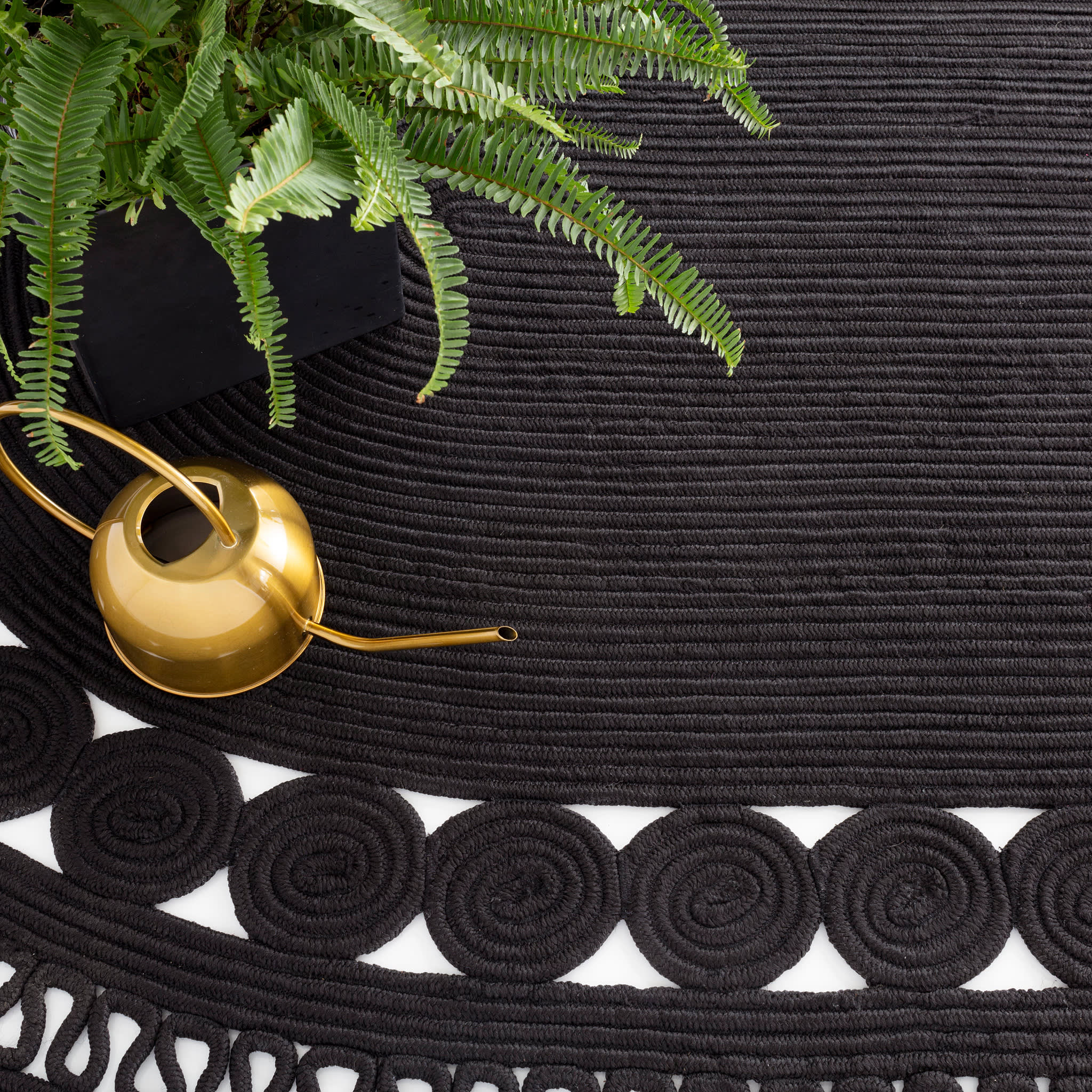 Audrey Handwoven Indoor/Outdoor Oval Rug | Black - Image 3