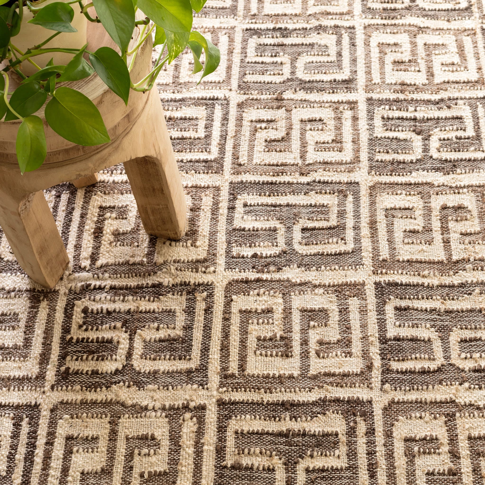 Auricula Handwoven Jute Rug by Bunny Williams | Brown - Image 5