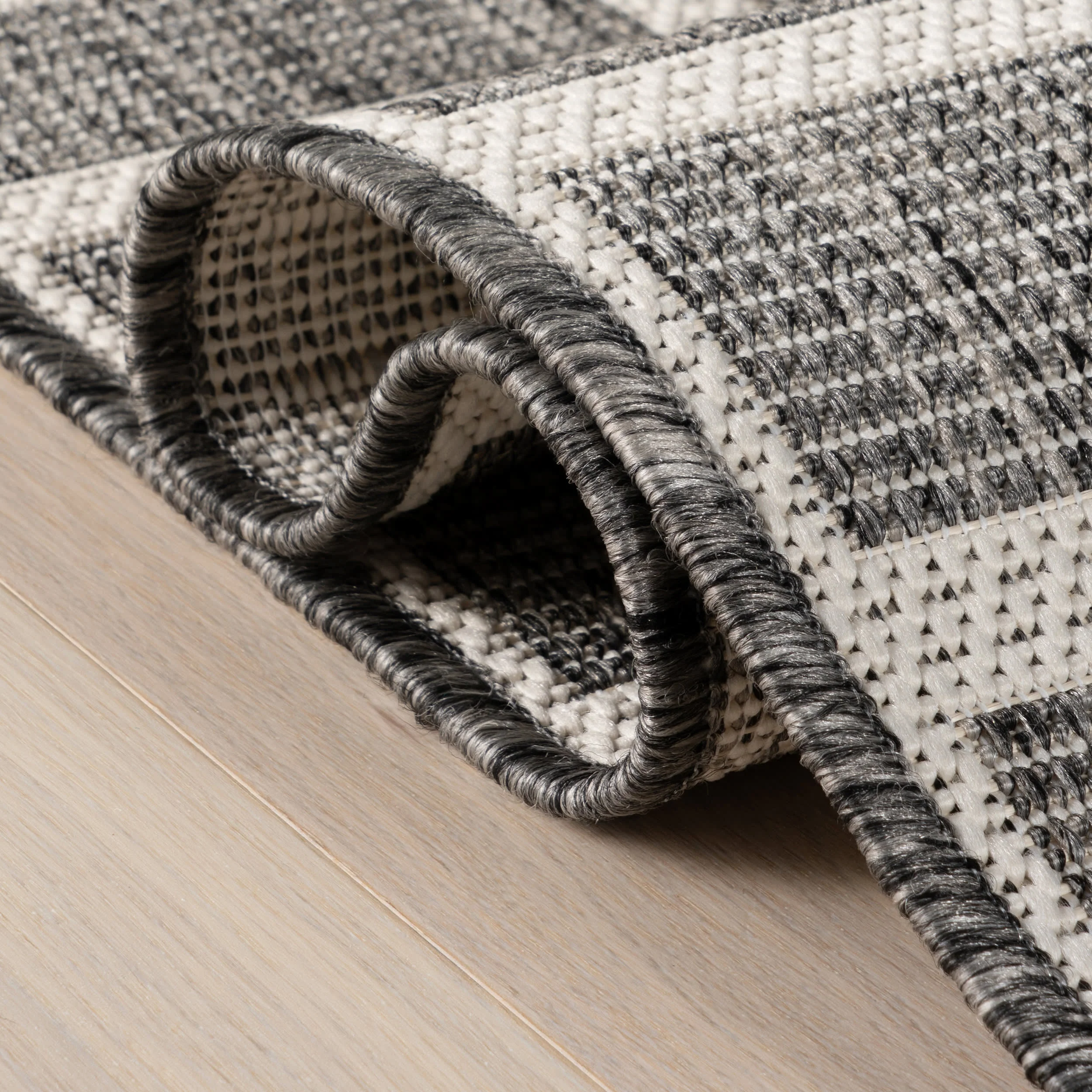 Avenia Modern Indoor/Outdoor Rug | Grey - Image 11