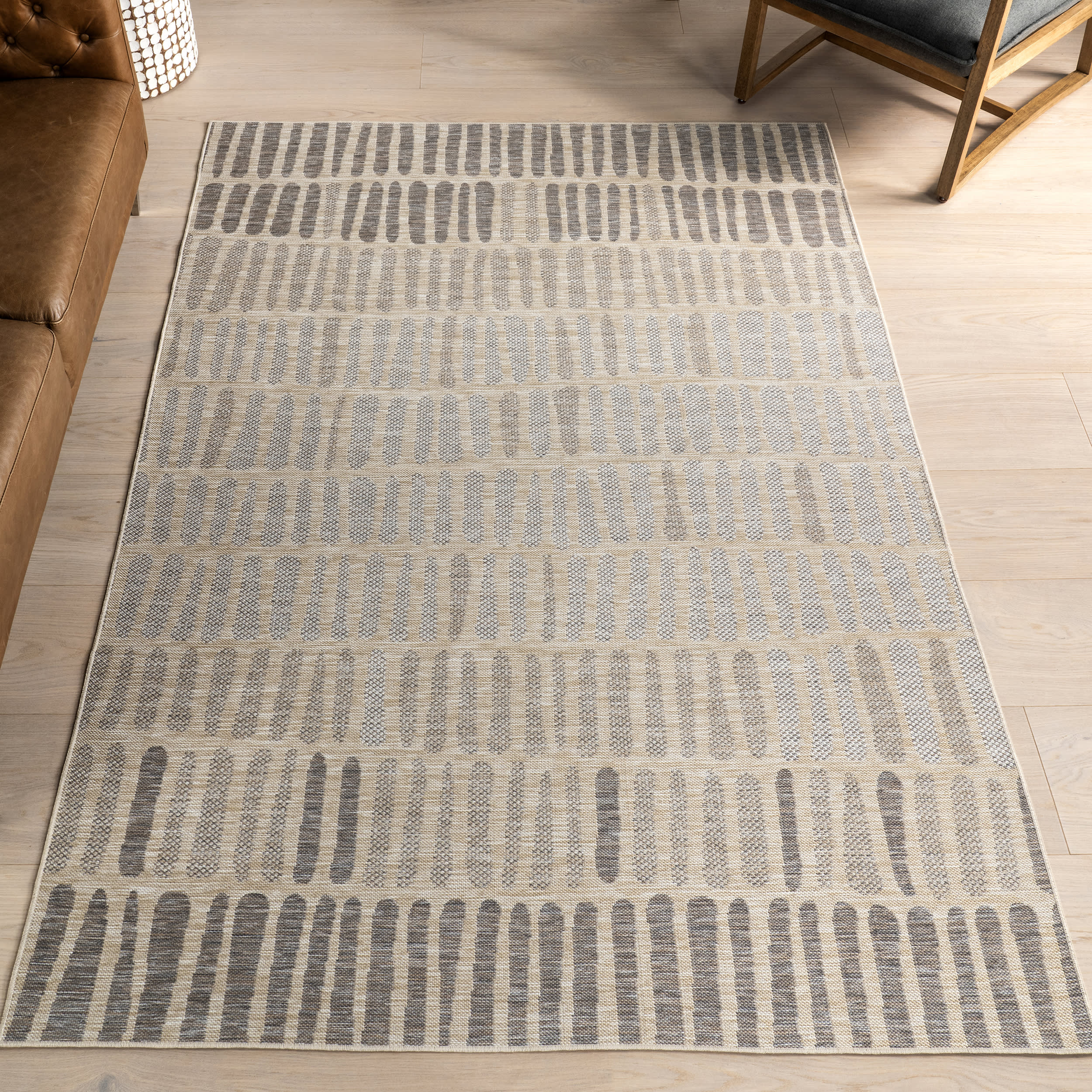Averie Geometric Indoor/Outdoor Rug | Light Grey - Image 9