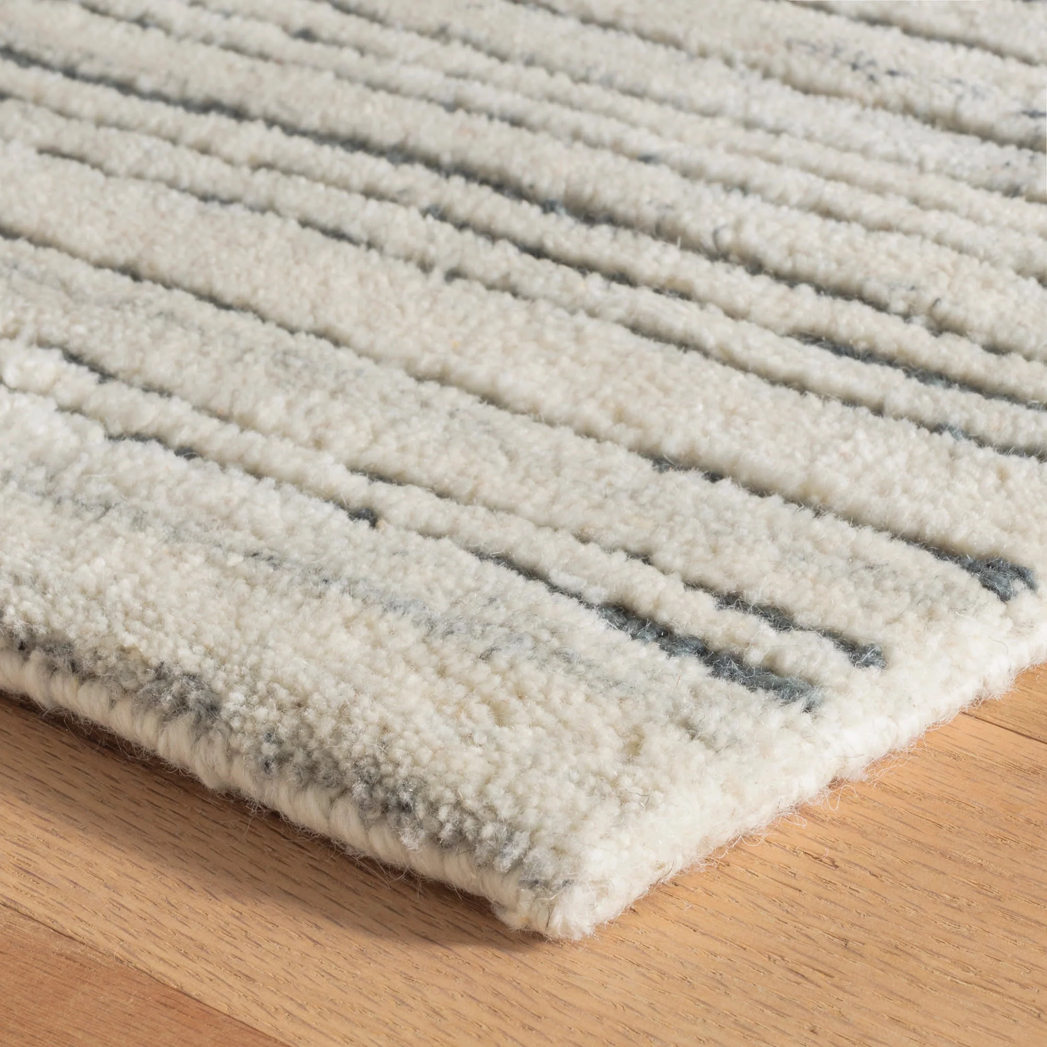 Avery Hand Tufted Wool Rug | Everglade - Image 5