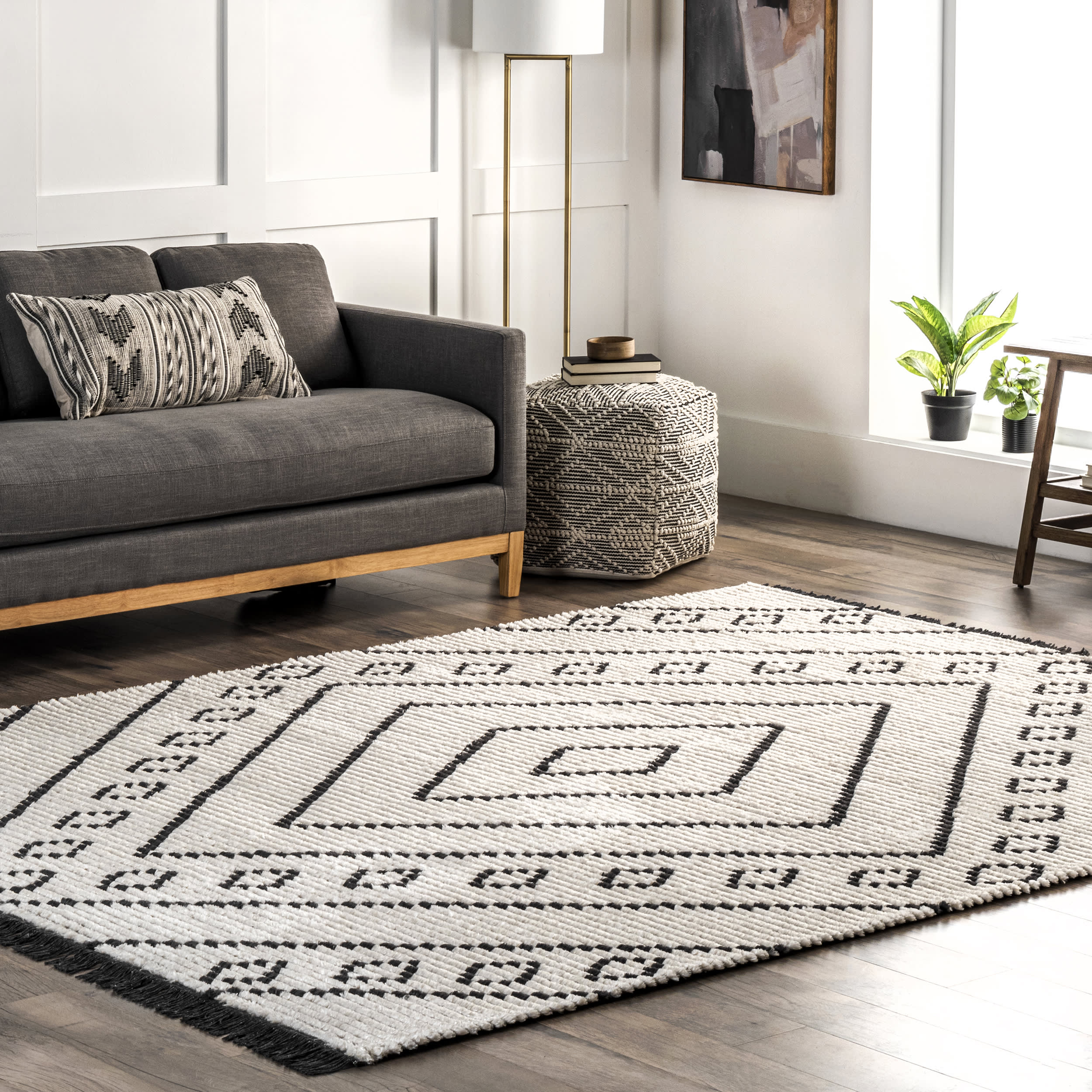Aviana Diamond Fringed Rug | Beige - Image 2