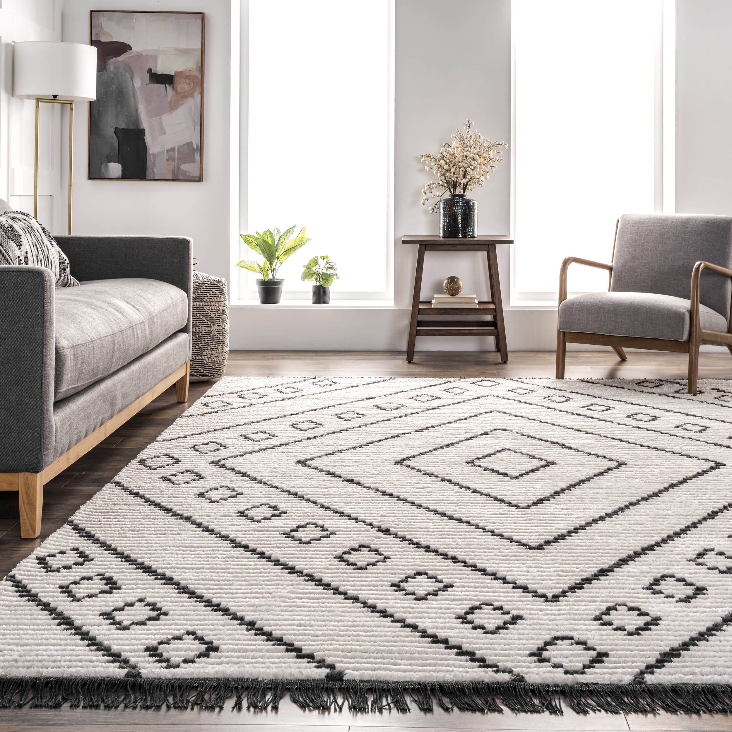 Aviana Diamond Fringed Rug | Beige - Image 4