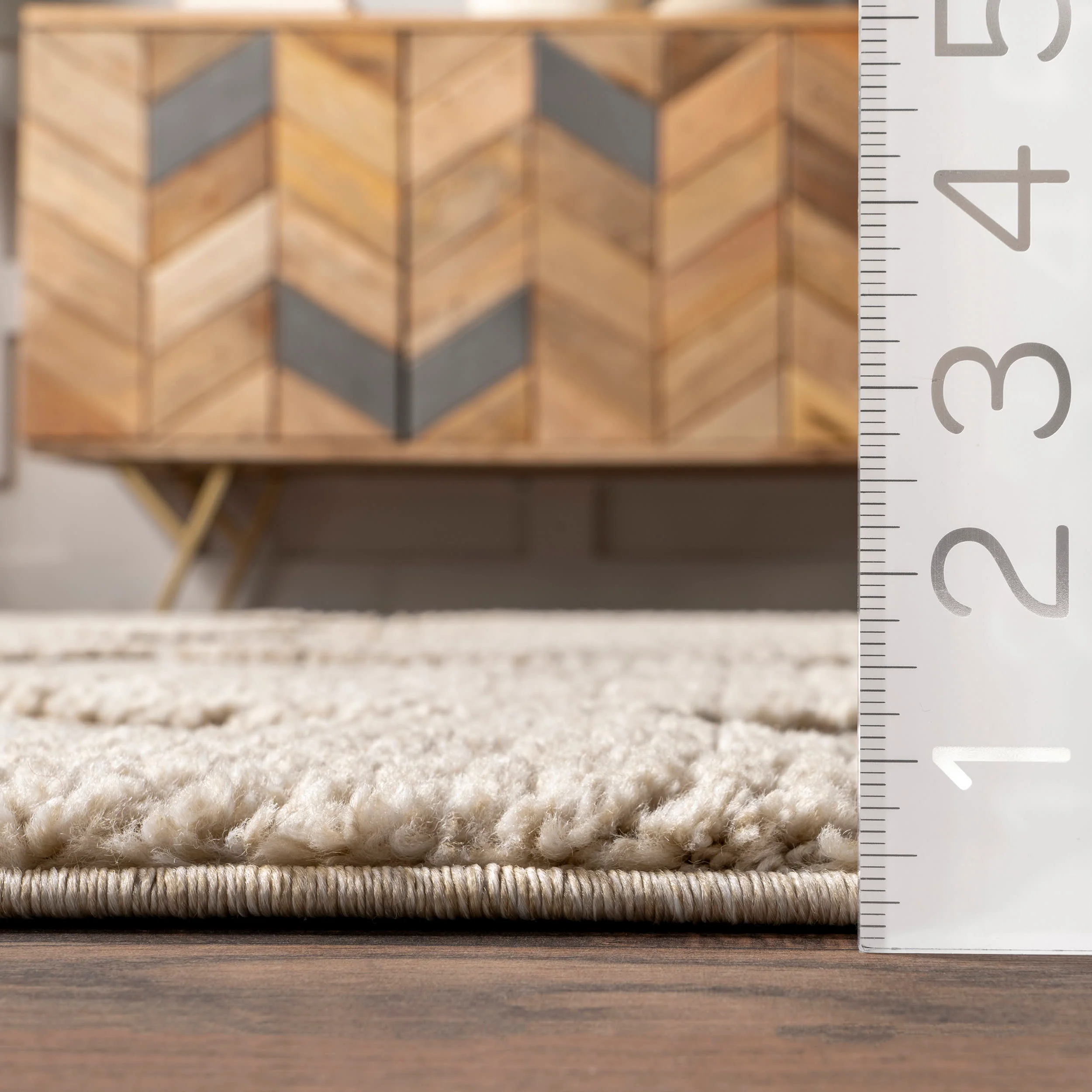 Aylin Diamond Tasseled Rug | Beige - Image 5