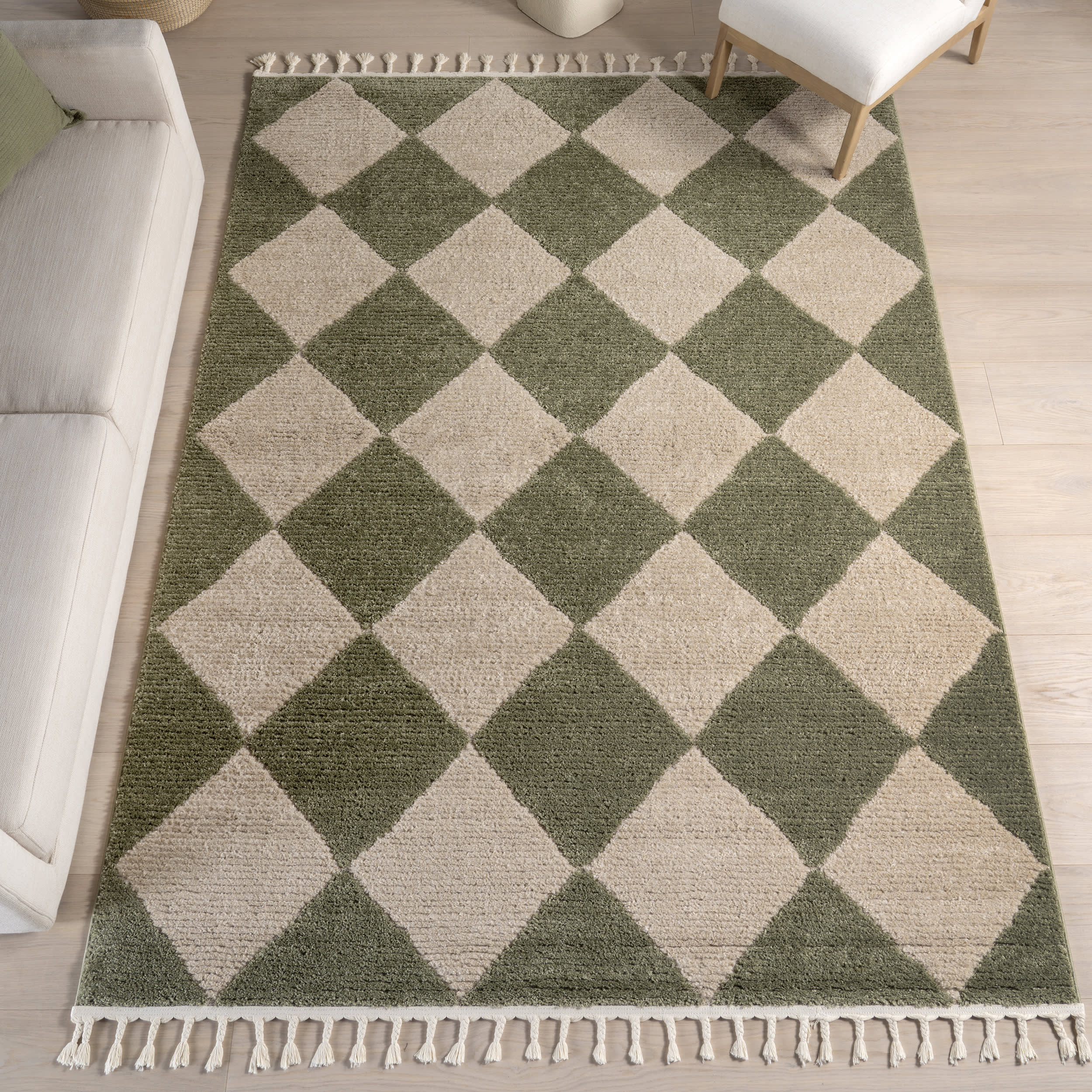 Aylin Diamond Tasseled Rug | Green - Image 2