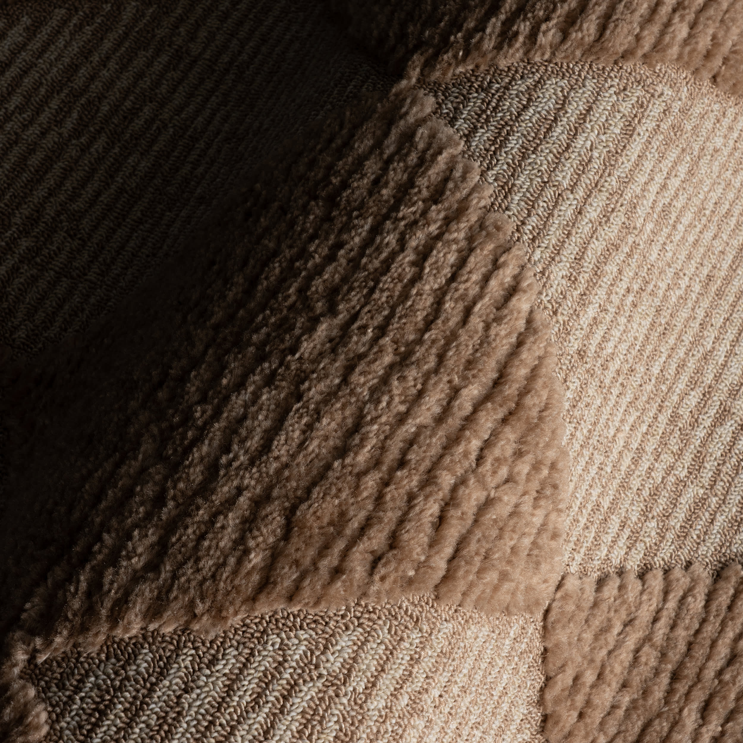 Aylin Diamond Tasseled Rug | Tan - Image 3
