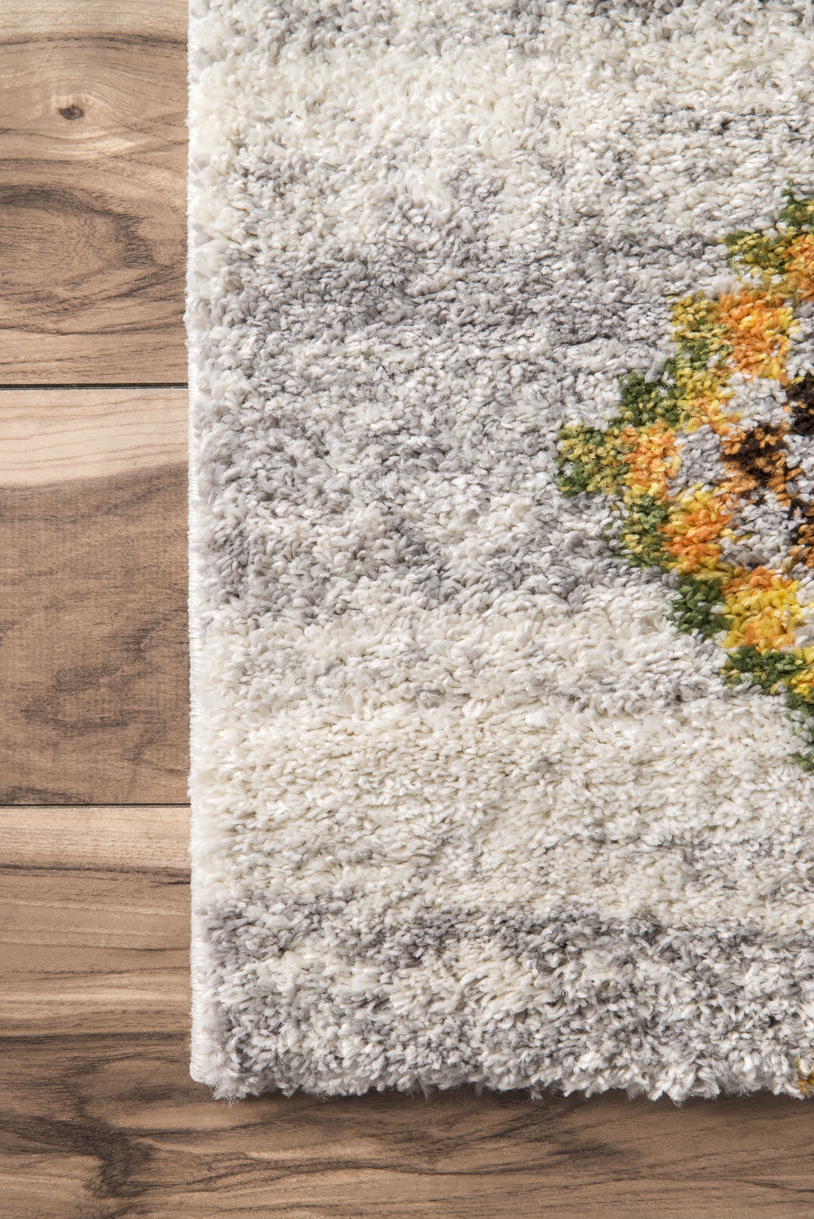 Aztec Diamonds Shag Rug | Grey - Image 3