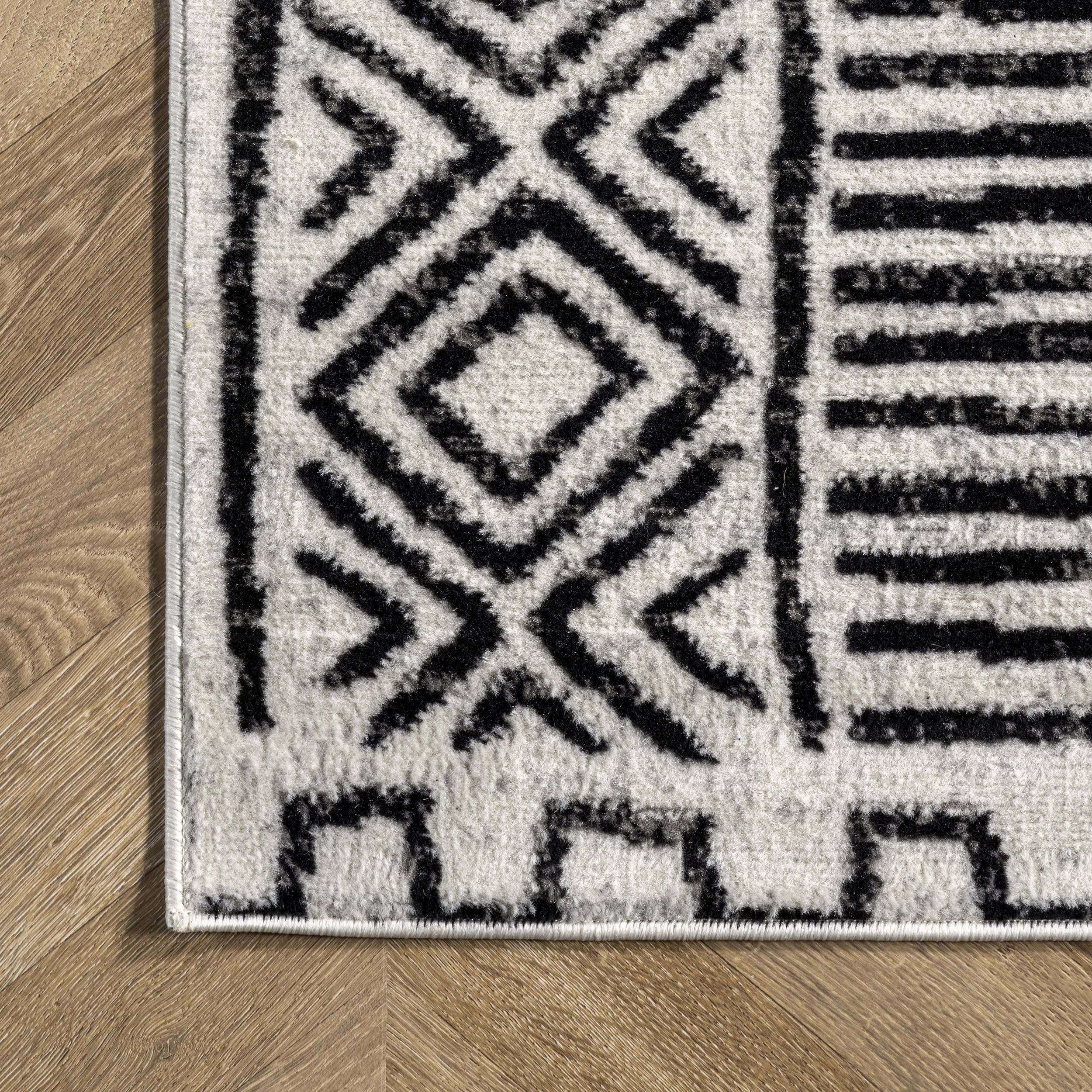 Aztec Legacy Rug | Grey - Image 3
