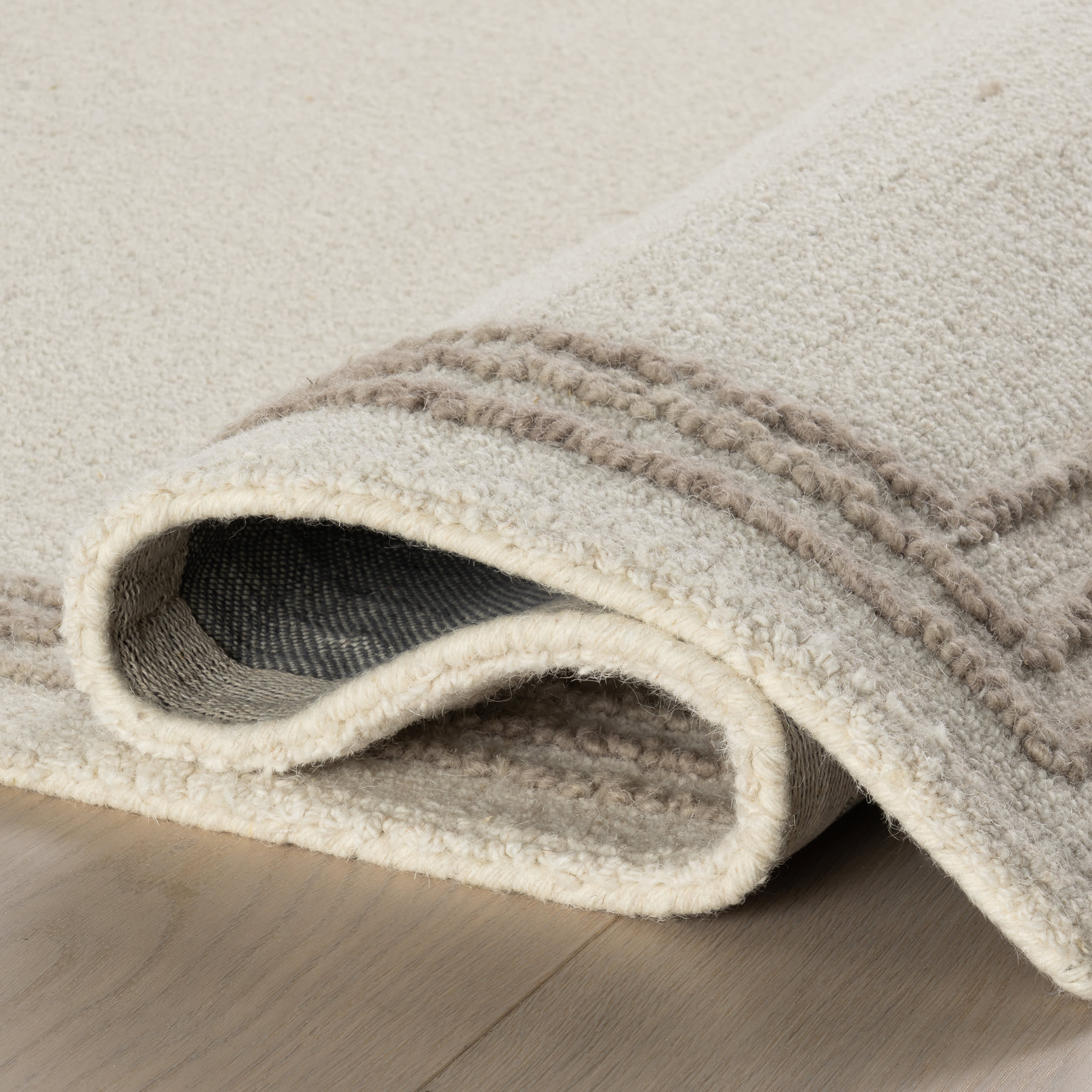 Baina Modern Bordered Rug | Ivory - Image 10