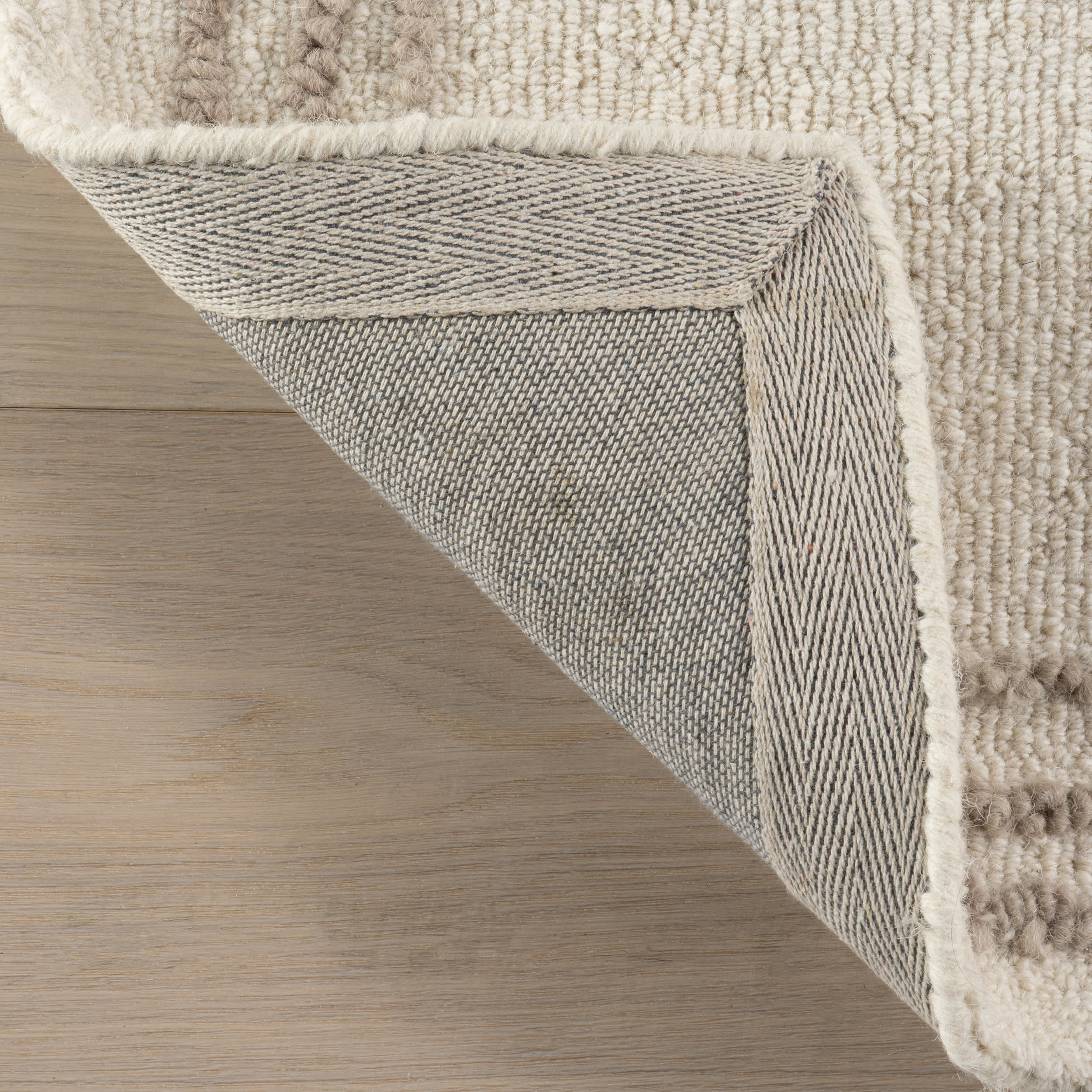 Baina Modern Bordered Rug | Ivory - Image 7