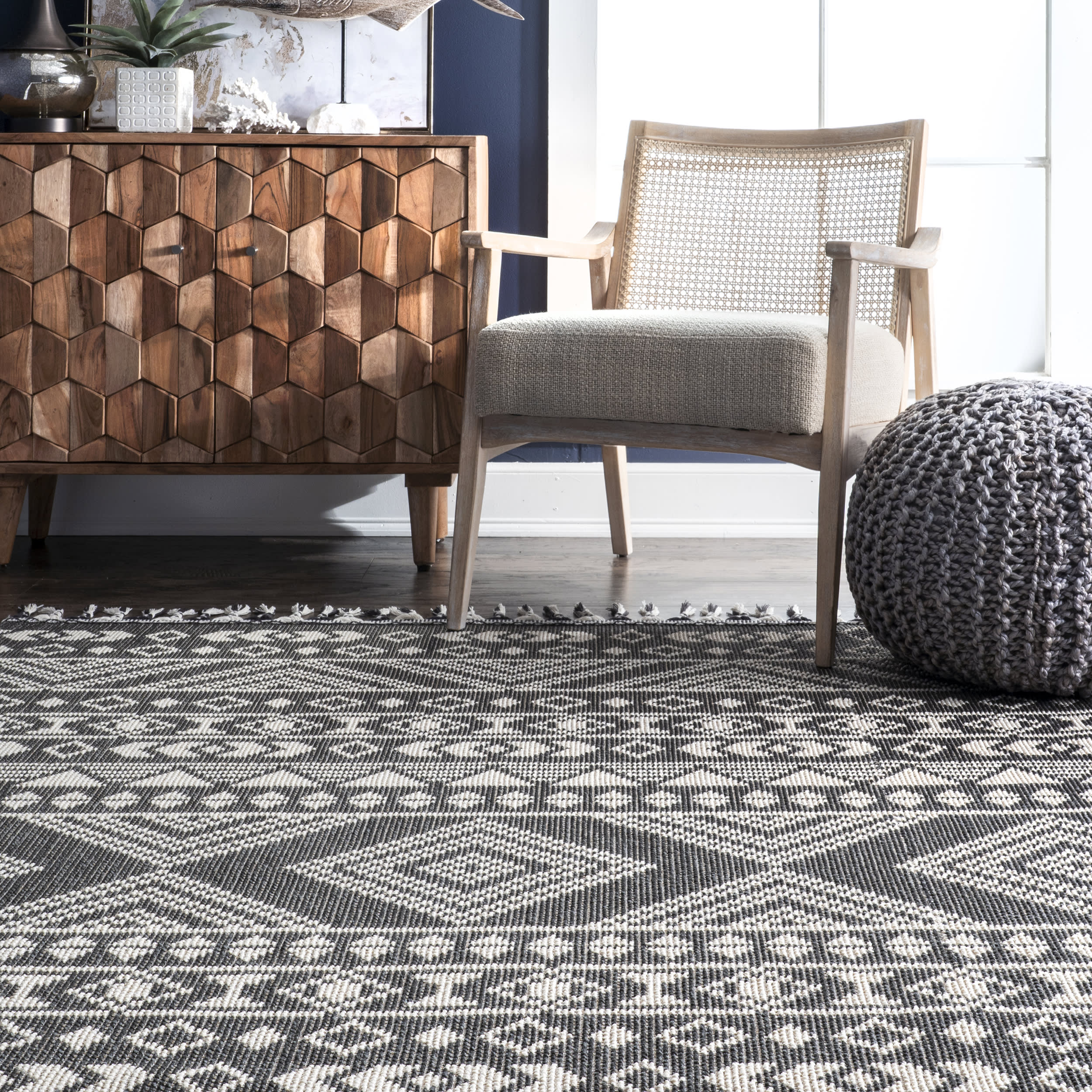 Banded Tribal Printed Flatweave Rug | Grey - Image 4